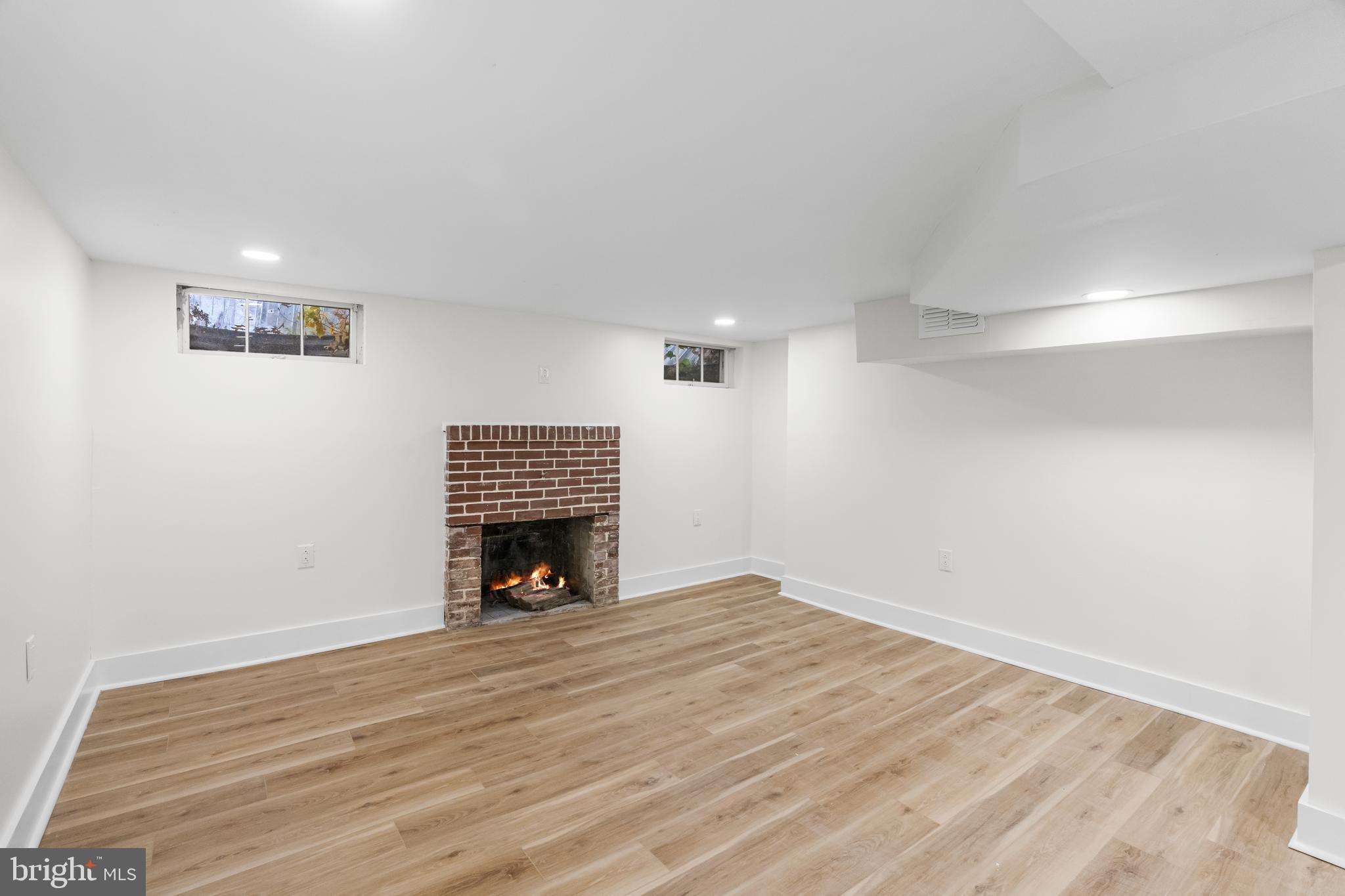 RIVERVIEW PARK - Residential