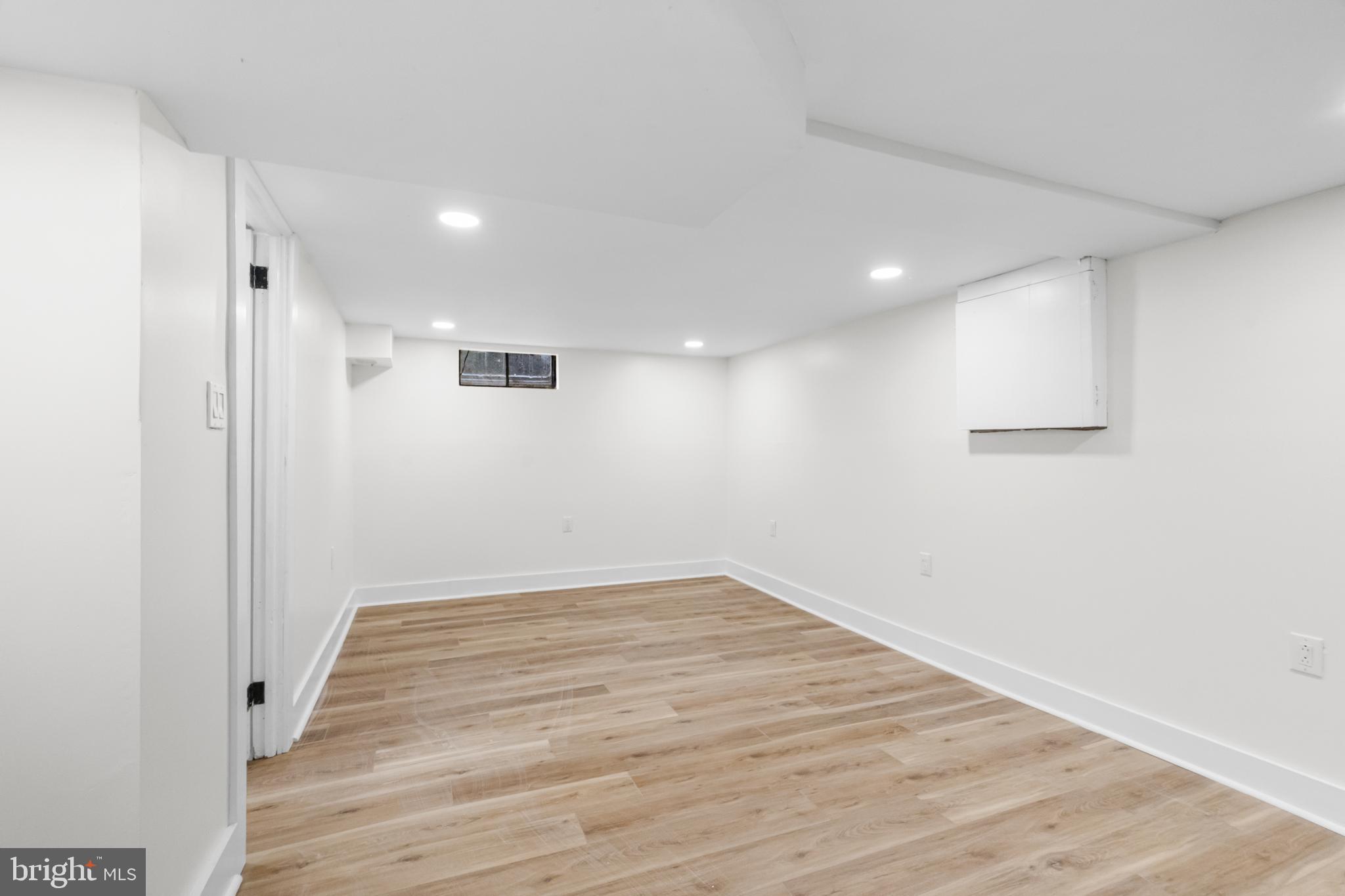 RIVERVIEW PARK - Residential