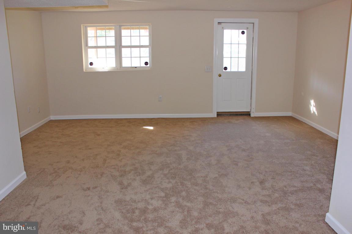 HAMPTON CHASE - Residential