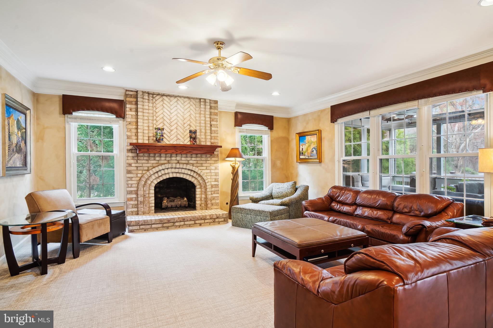 WILLOWS OF POTOMAC - Residential