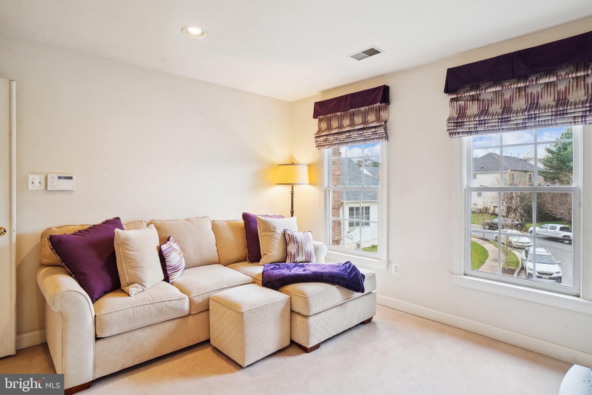 WILLOWS OF POTOMAC - Residential