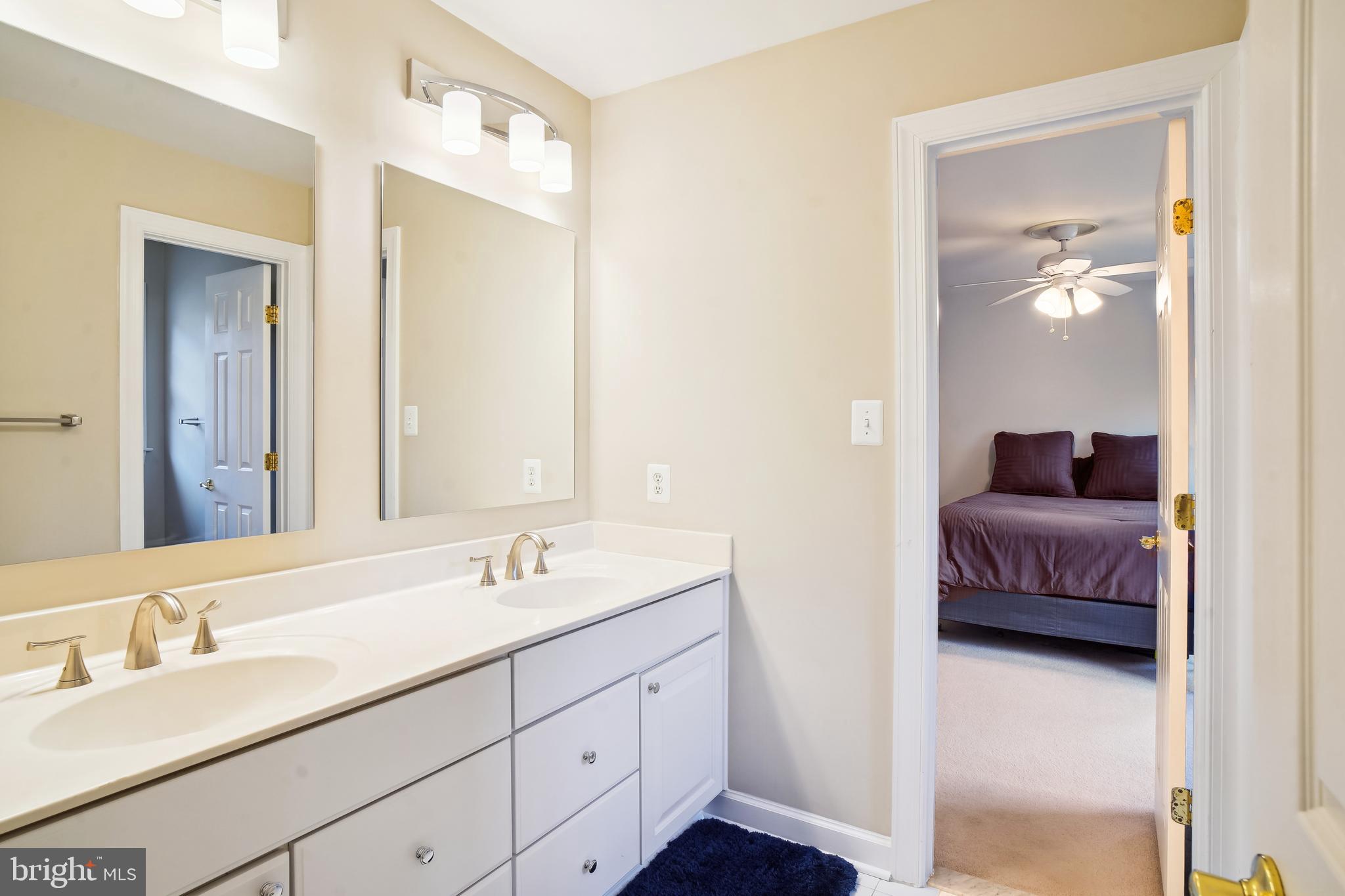 WILLOWS OF POTOMAC - Residential