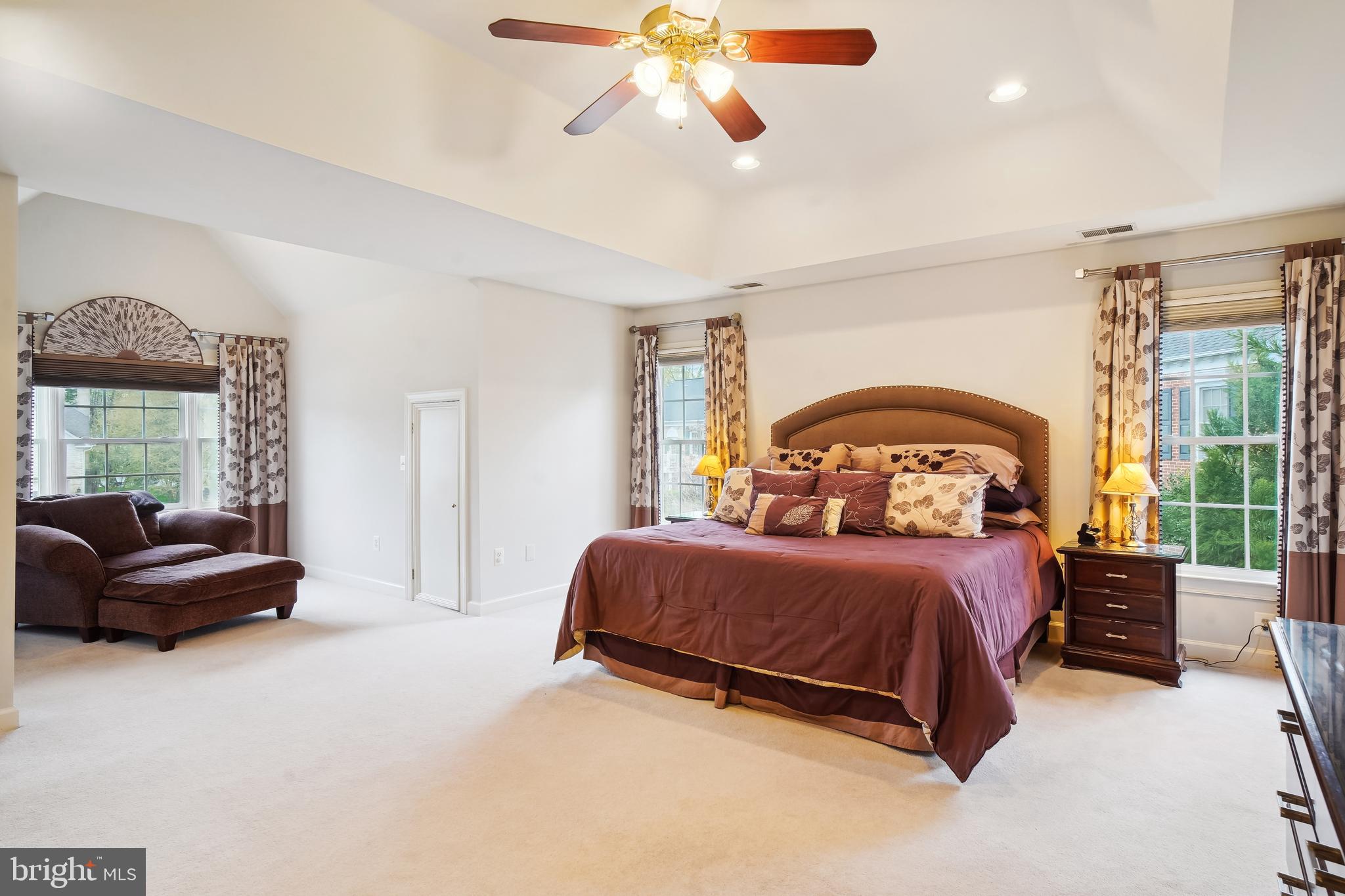 WILLOWS OF POTOMAC - Residential