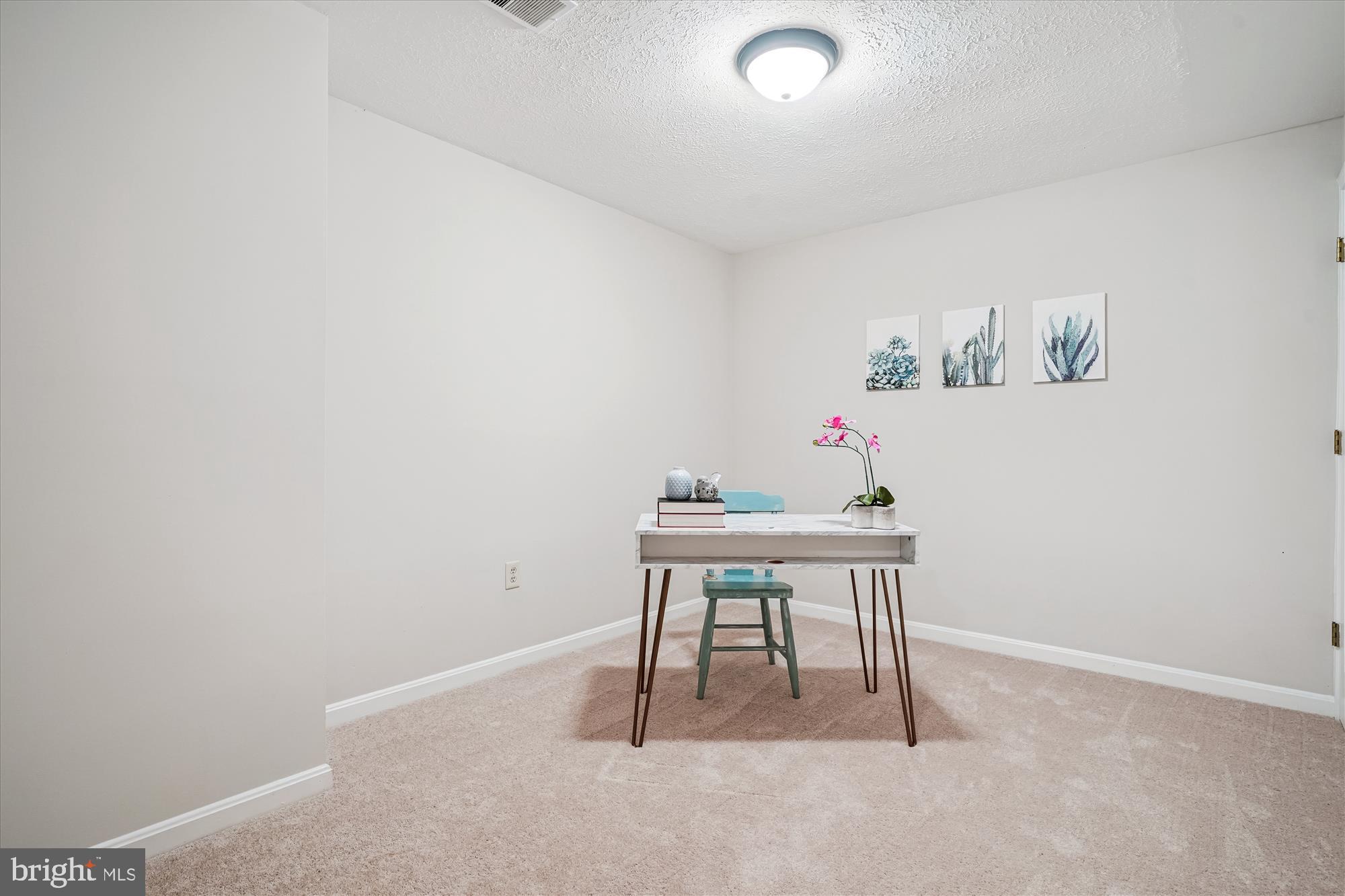 MONTCLAIR - Residential