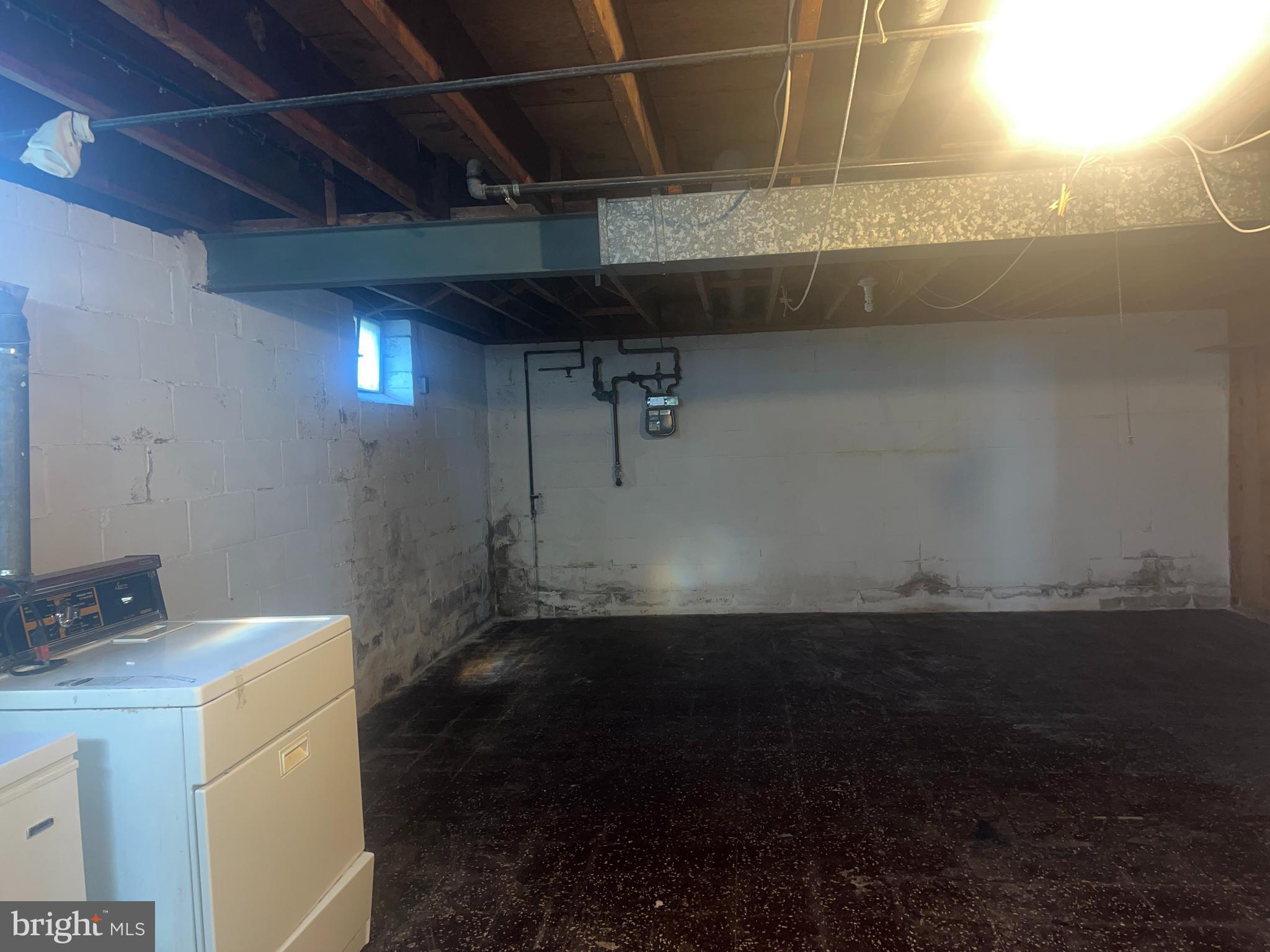 WINDSOR FARMS - Residential