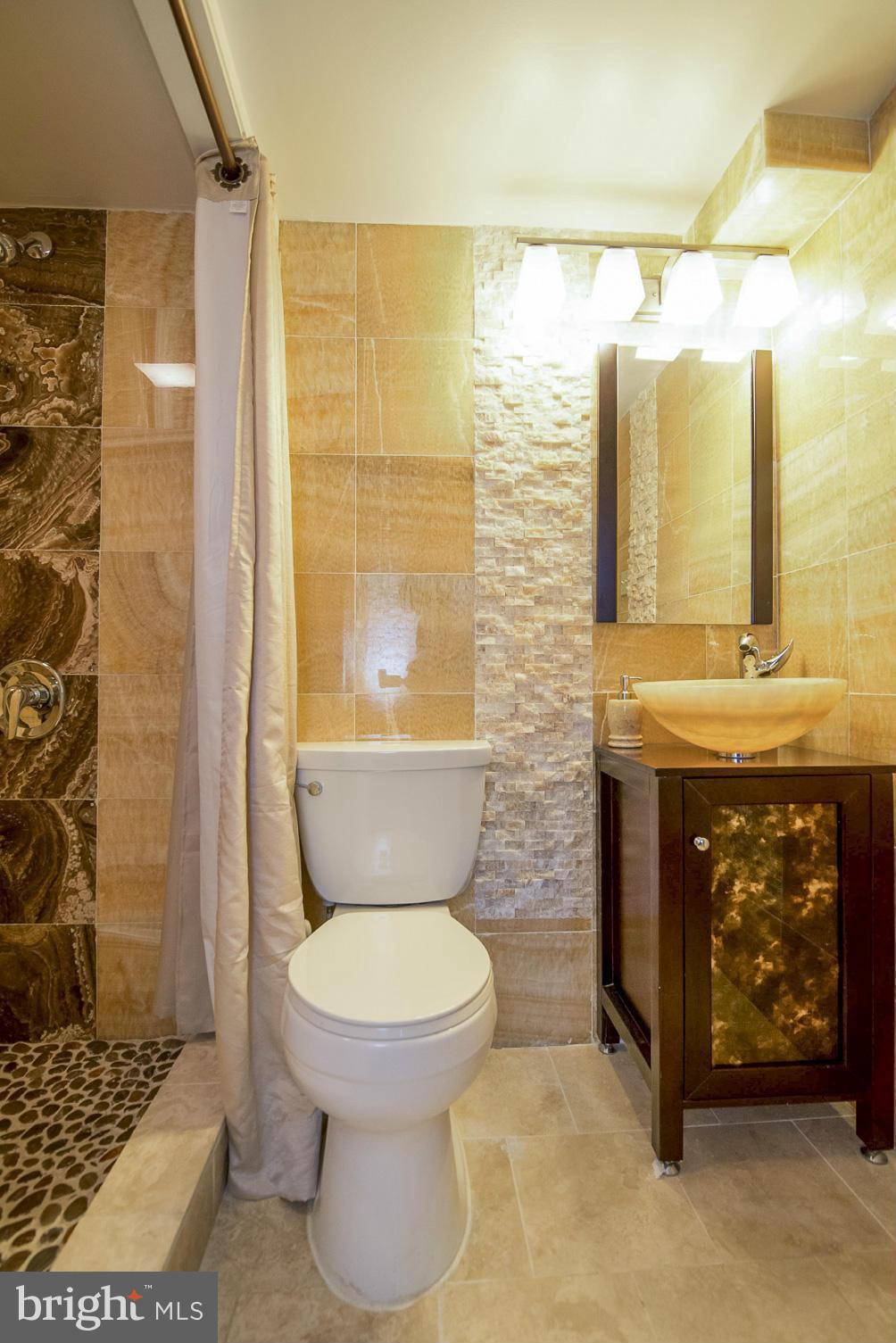 BRYANT WOODS - Residential Lease