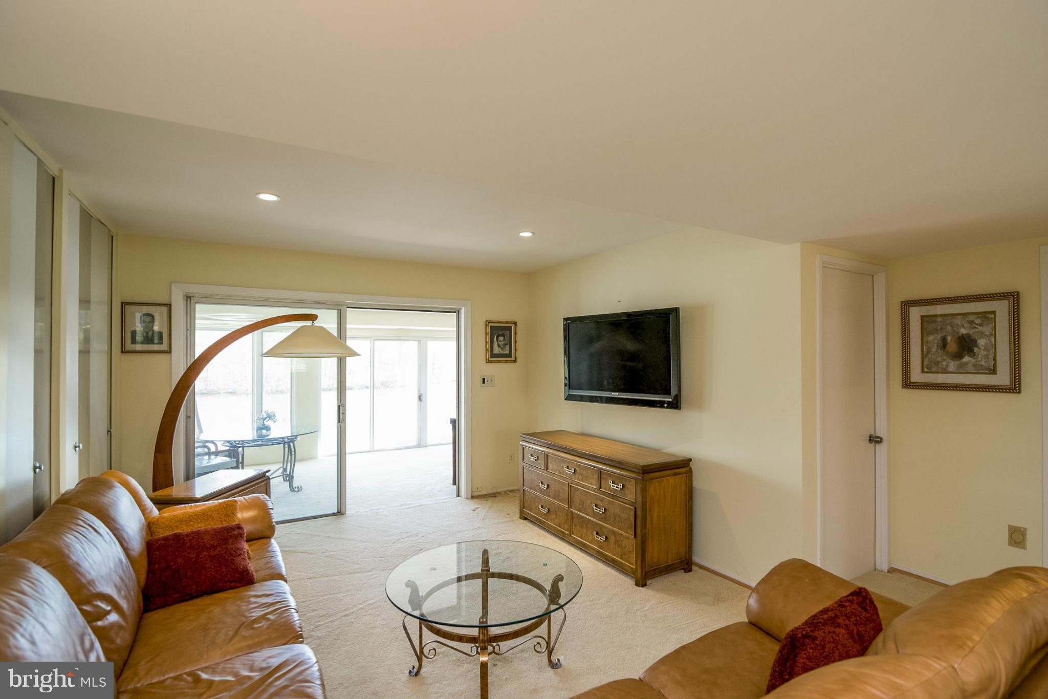 BRYANT WOODS - Residential Lease