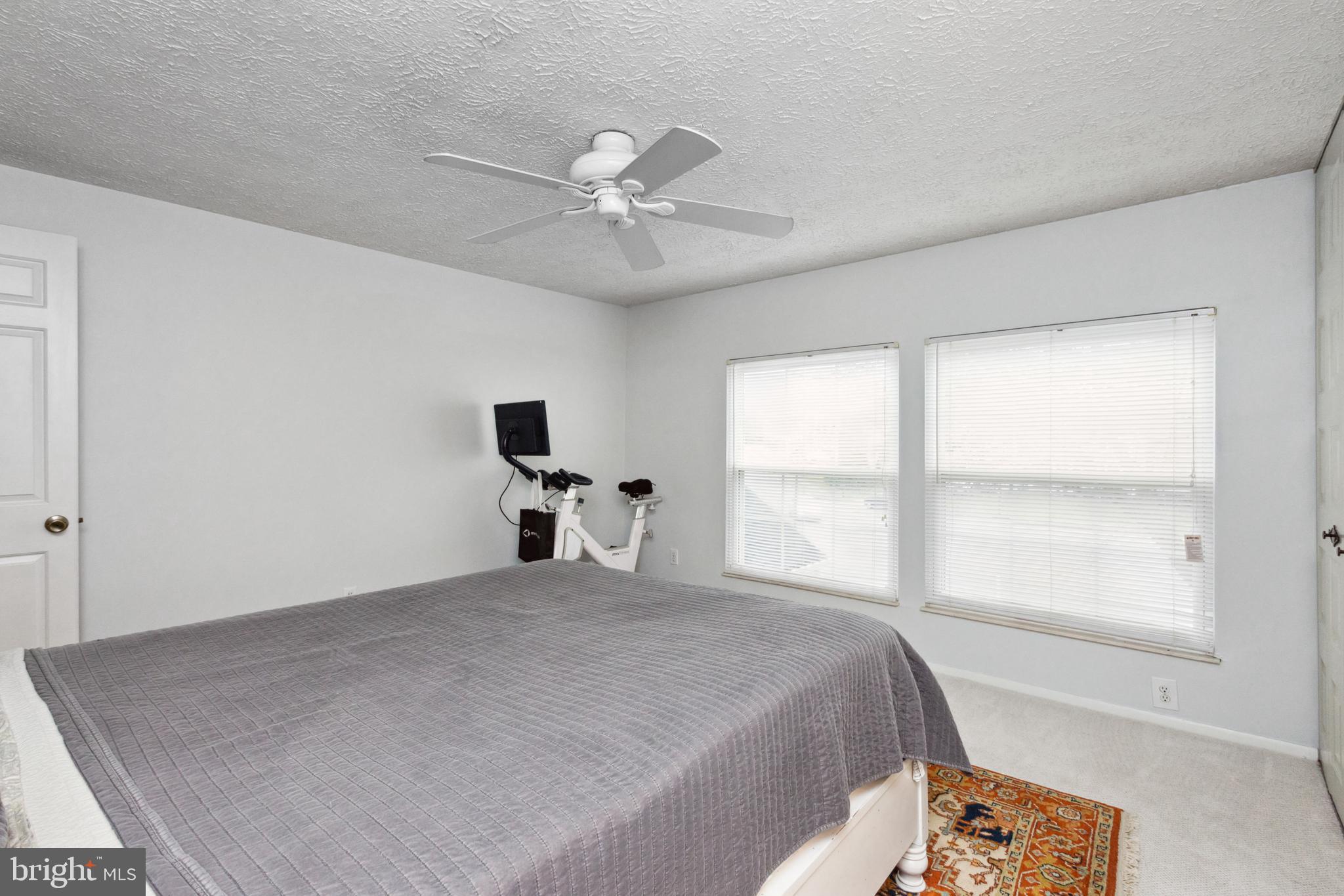 FOUNTAIN ROCK MANOR - Residential