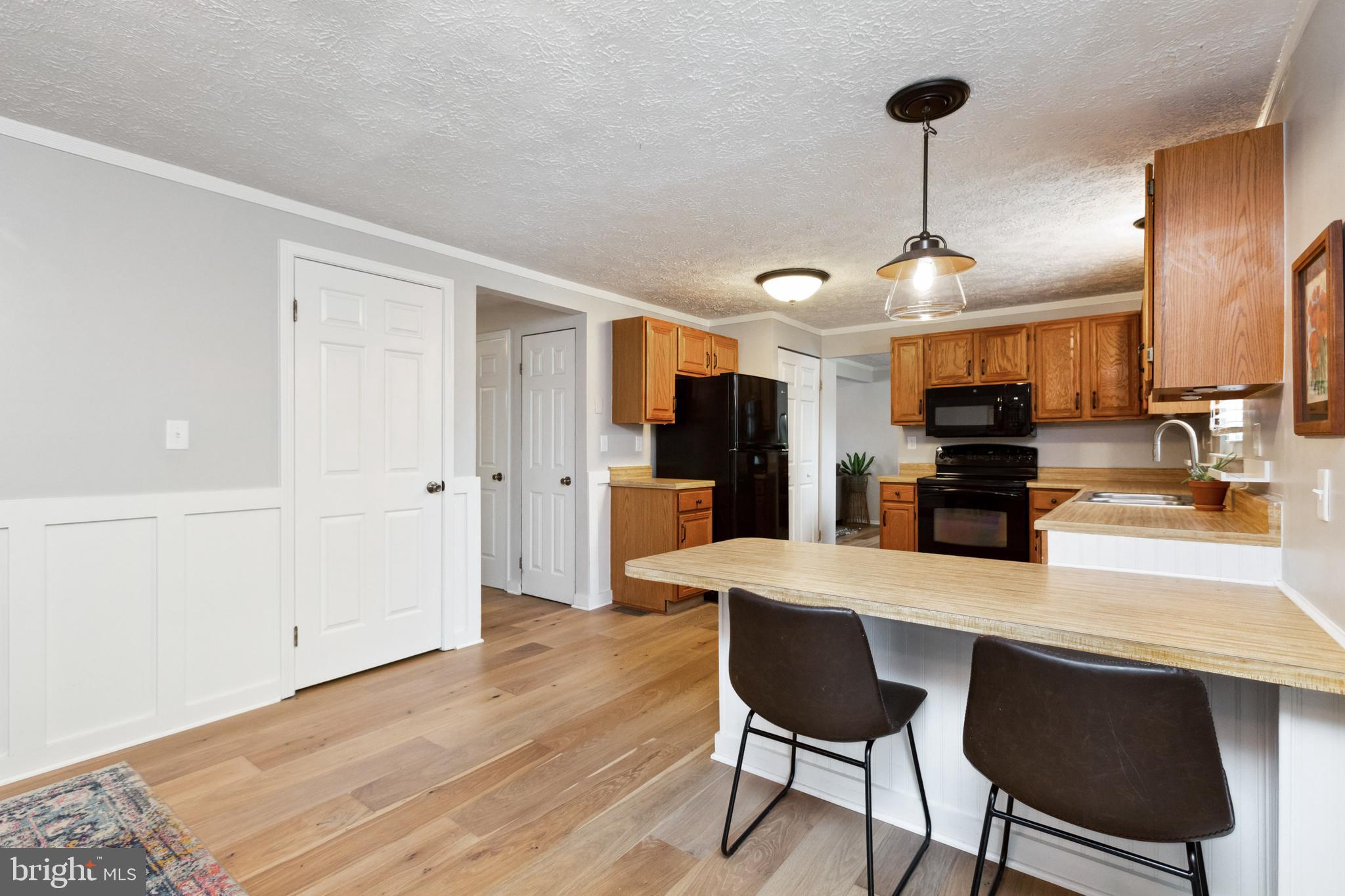 FOUNTAIN ROCK MANOR - Residential