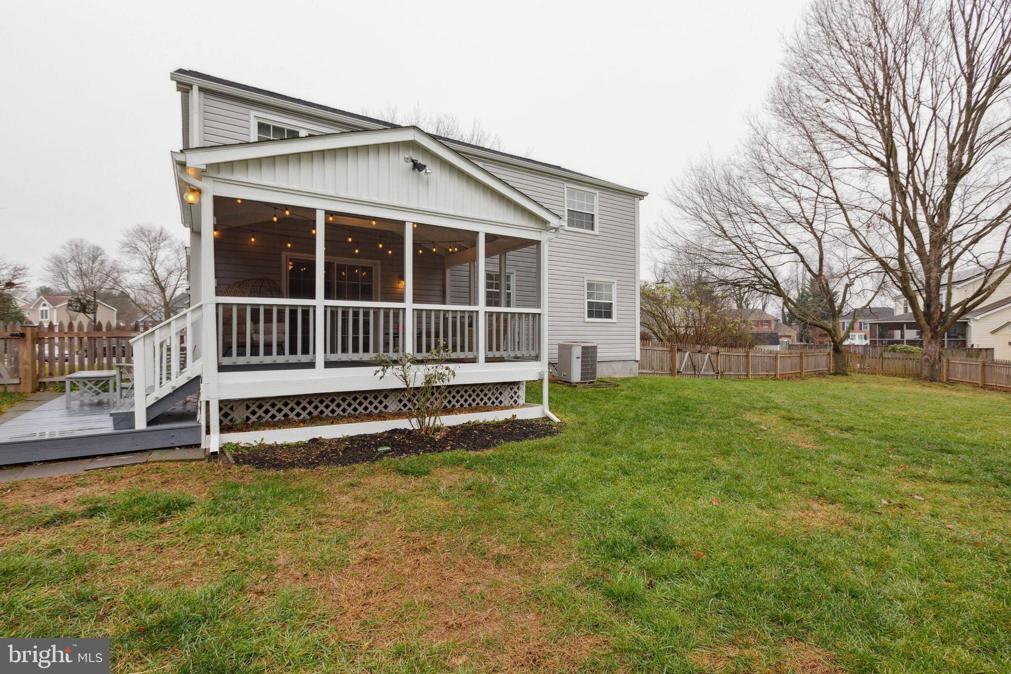 FOUNTAIN ROCK MANOR - Residential