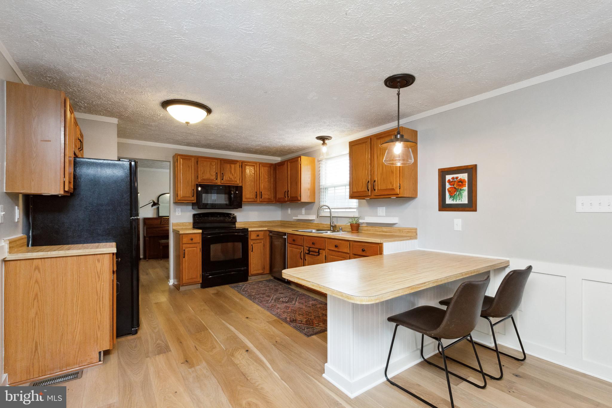 FOUNTAIN ROCK MANOR - Residential