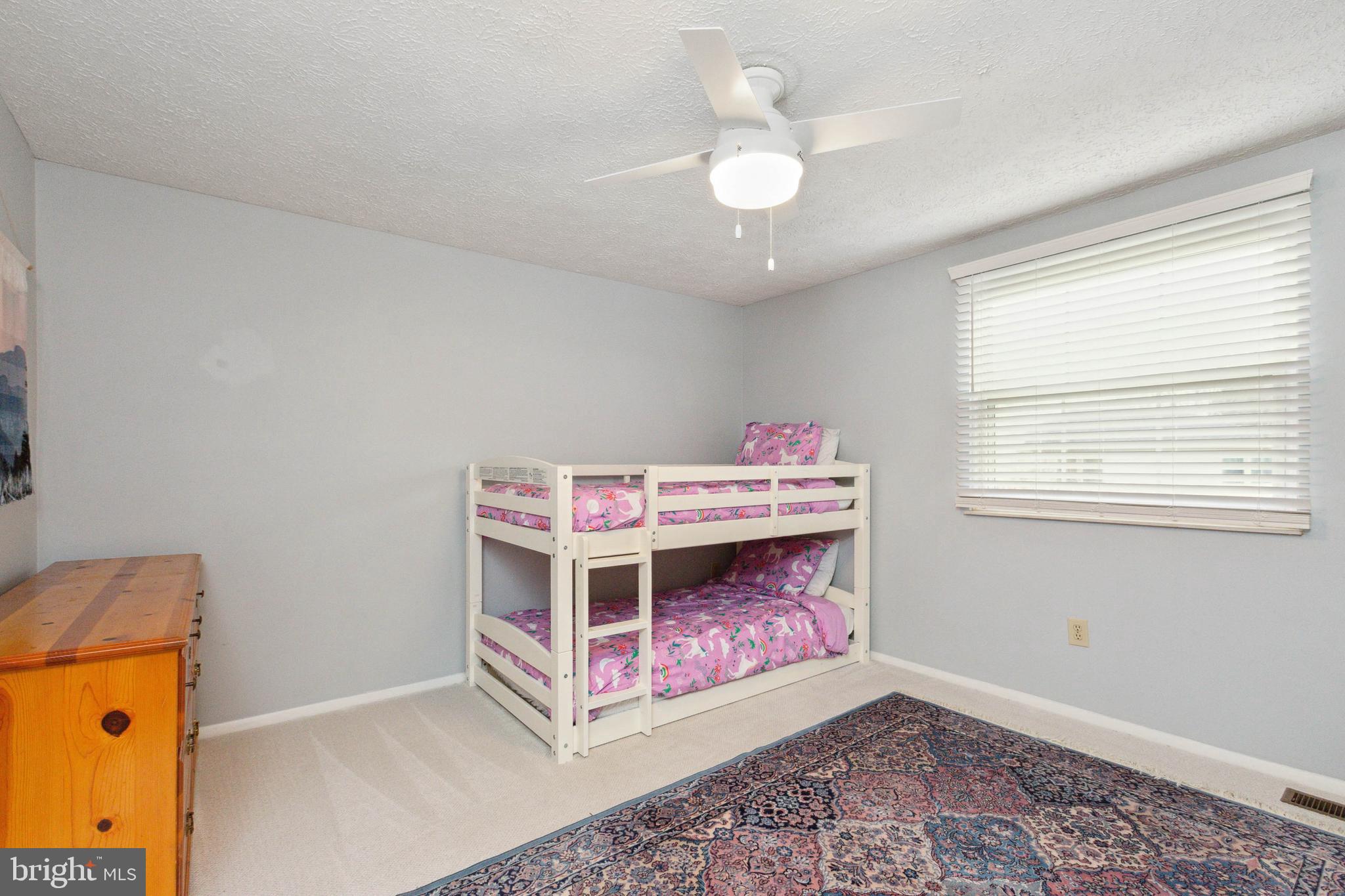 FOUNTAIN ROCK MANOR - Residential