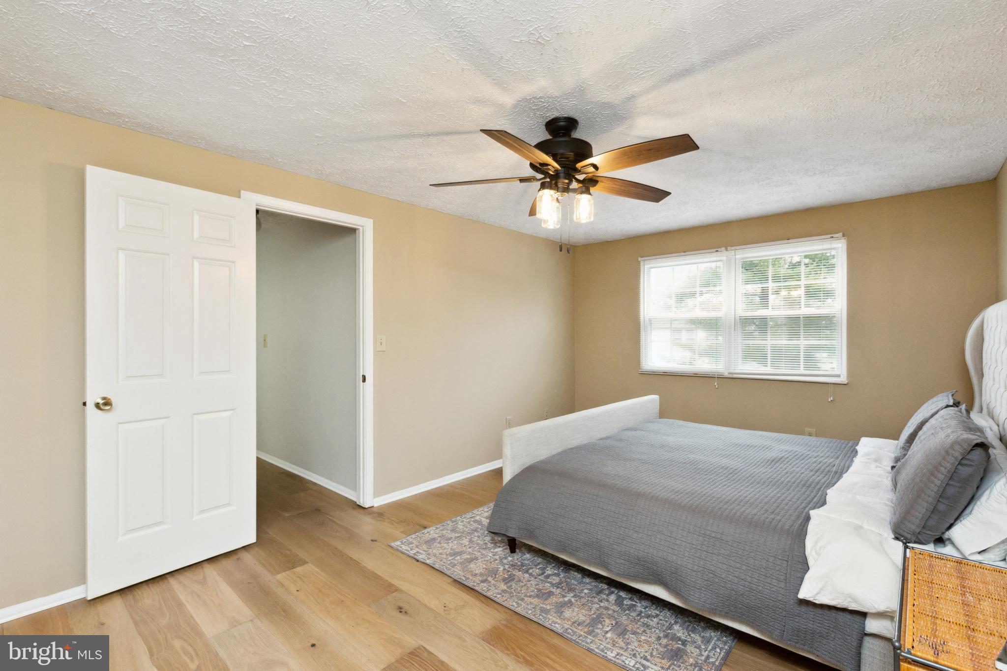 FOUNTAIN ROCK MANOR - Residential