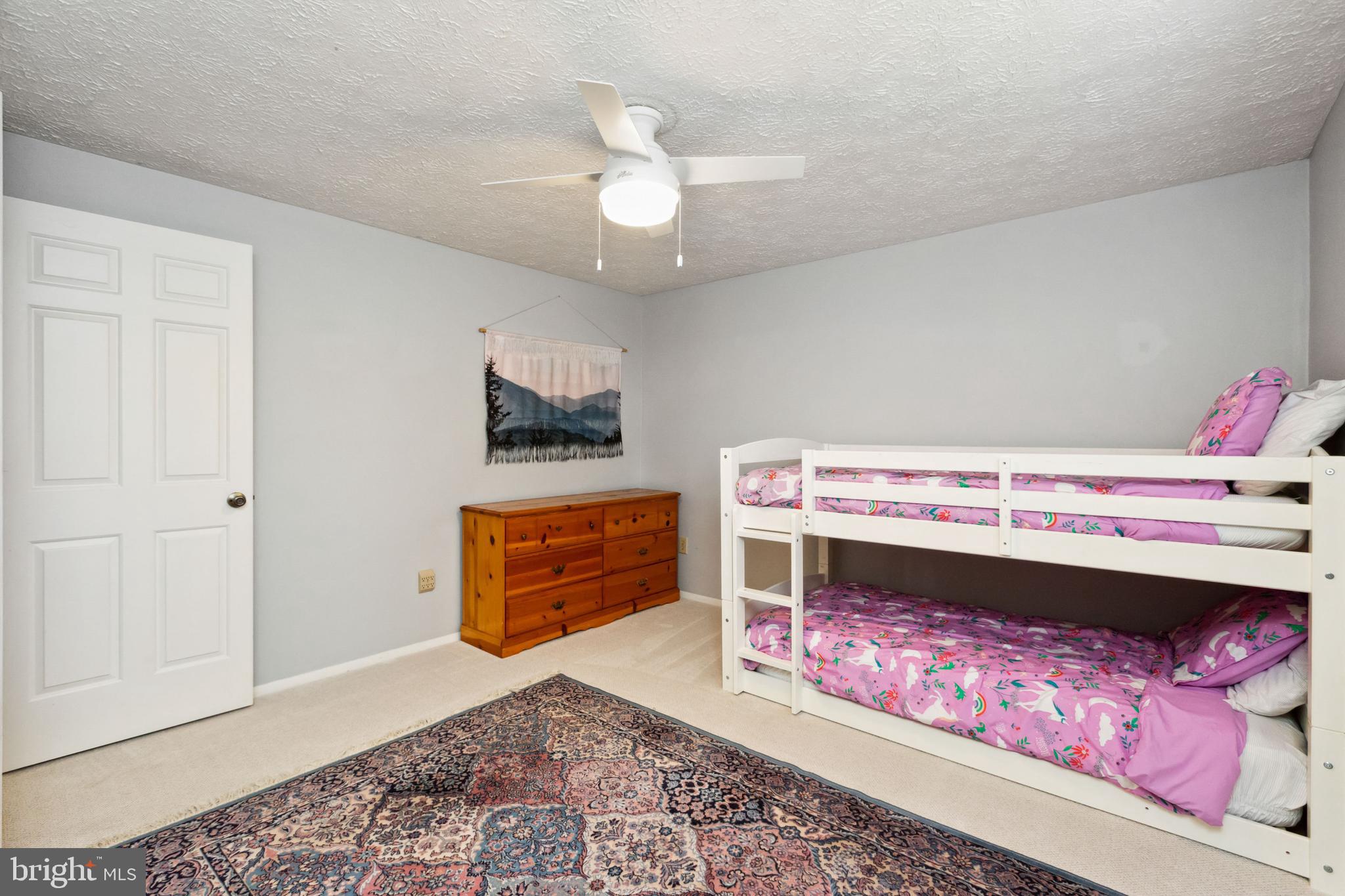 FOUNTAIN ROCK MANOR - Residential