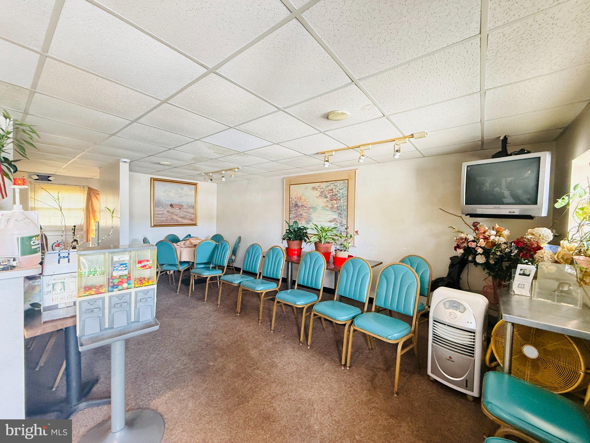 15 E BLACK HORSE PIKE