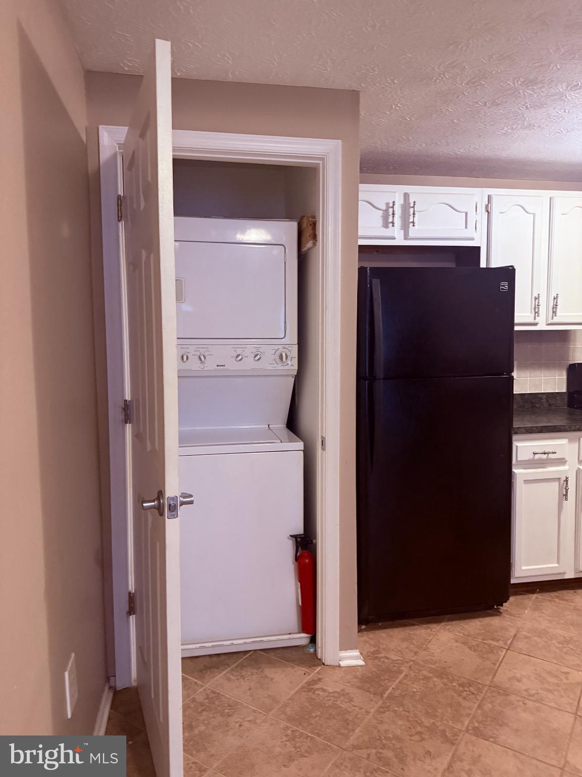 CLARYS FOREST - Residential Lease