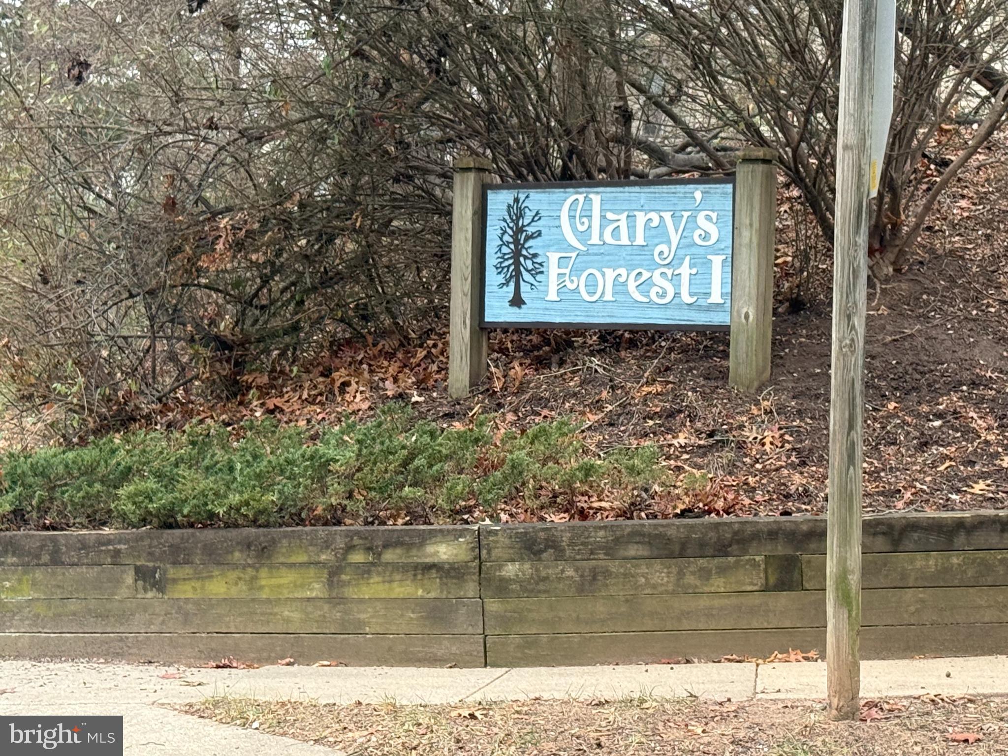 CLARYS FOREST - Residential Lease