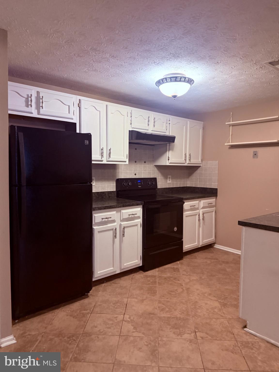 CLARYS FOREST - Residential Lease