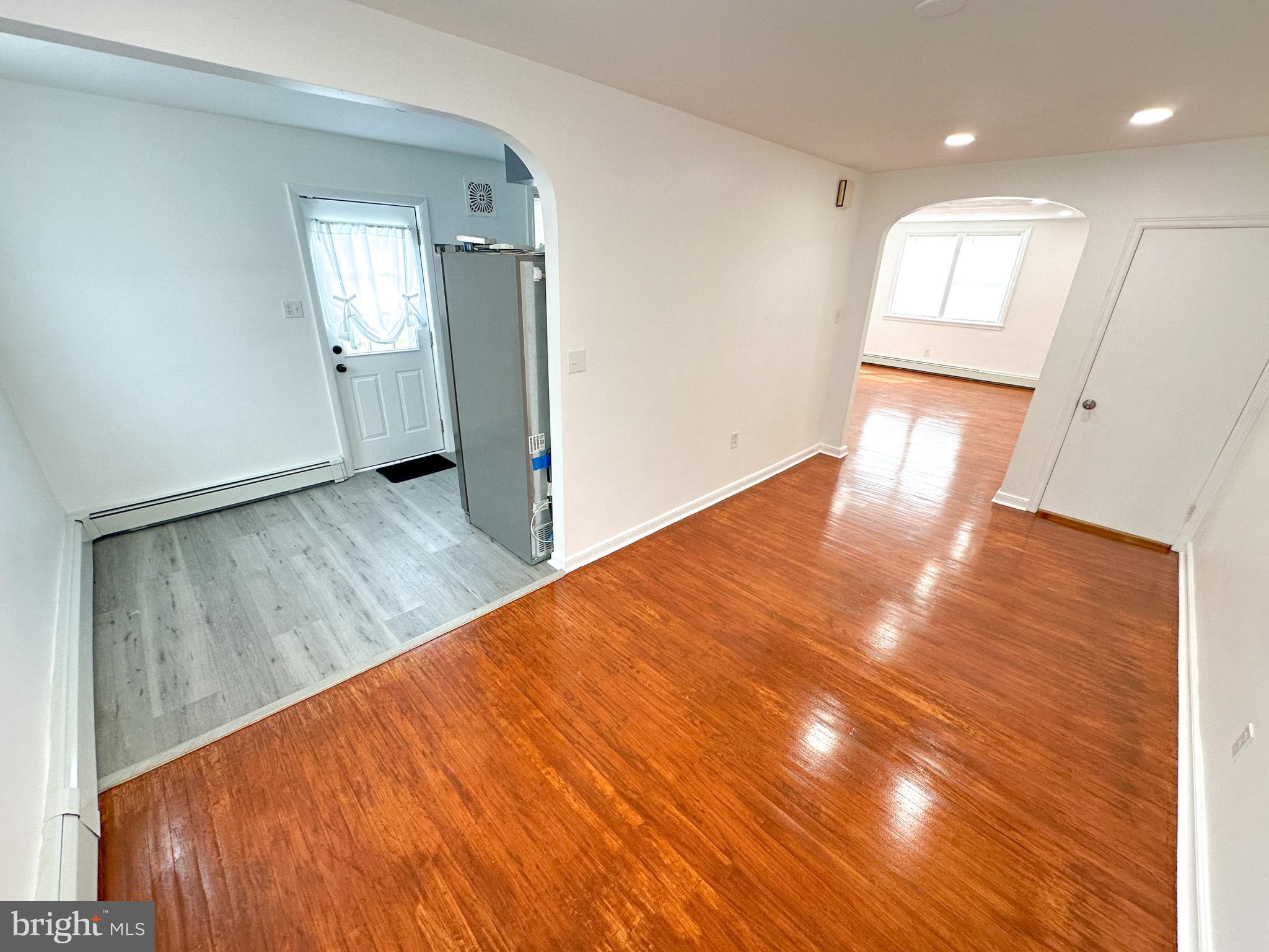 OXFORD CIRCLE - Residential Lease