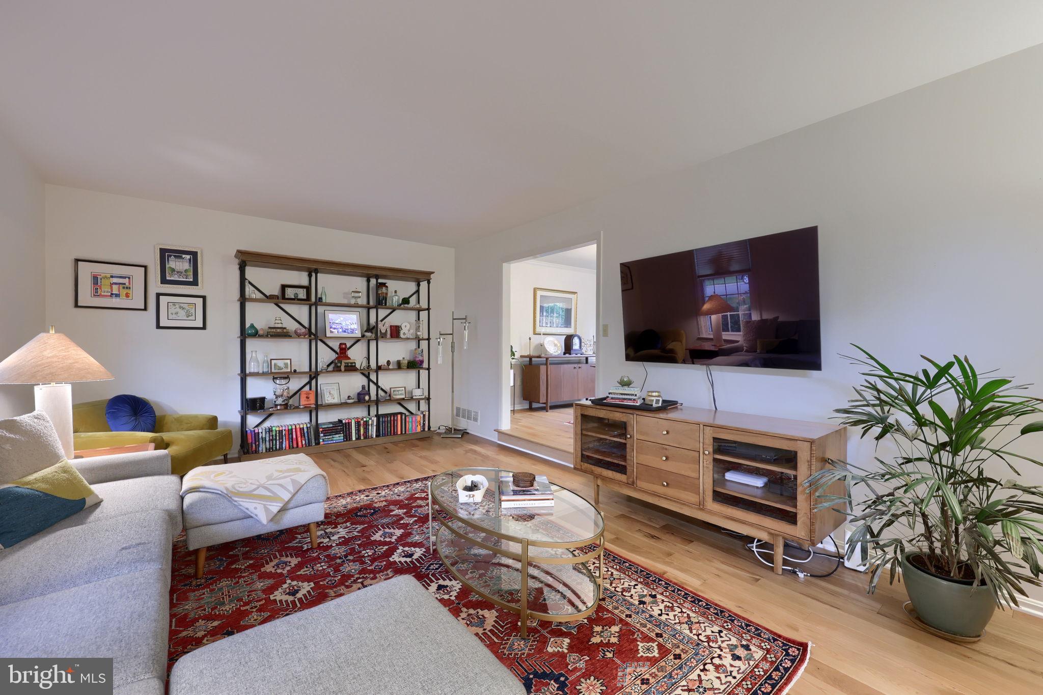 1856 BEVERLY DRIVE