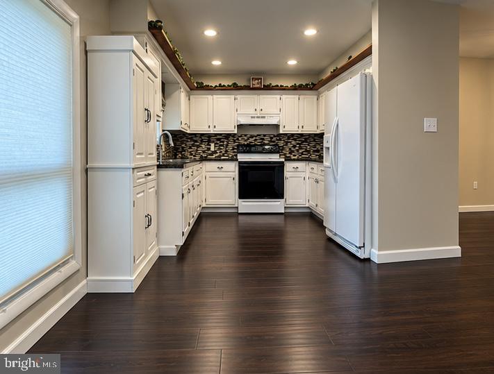 87 HILLSIDE DRIVE