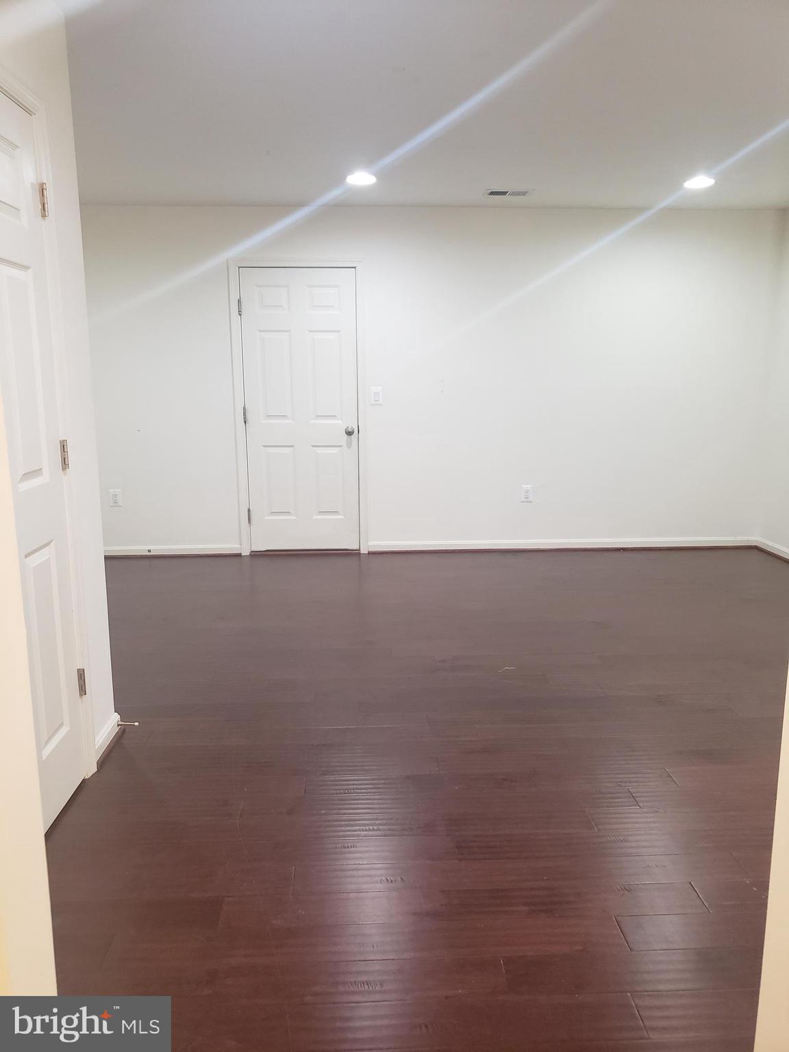 EASTGATE SQUARE - Residential Lease