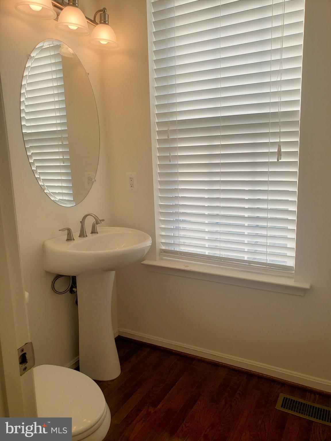 EASTGATE SQUARE - Residential Lease