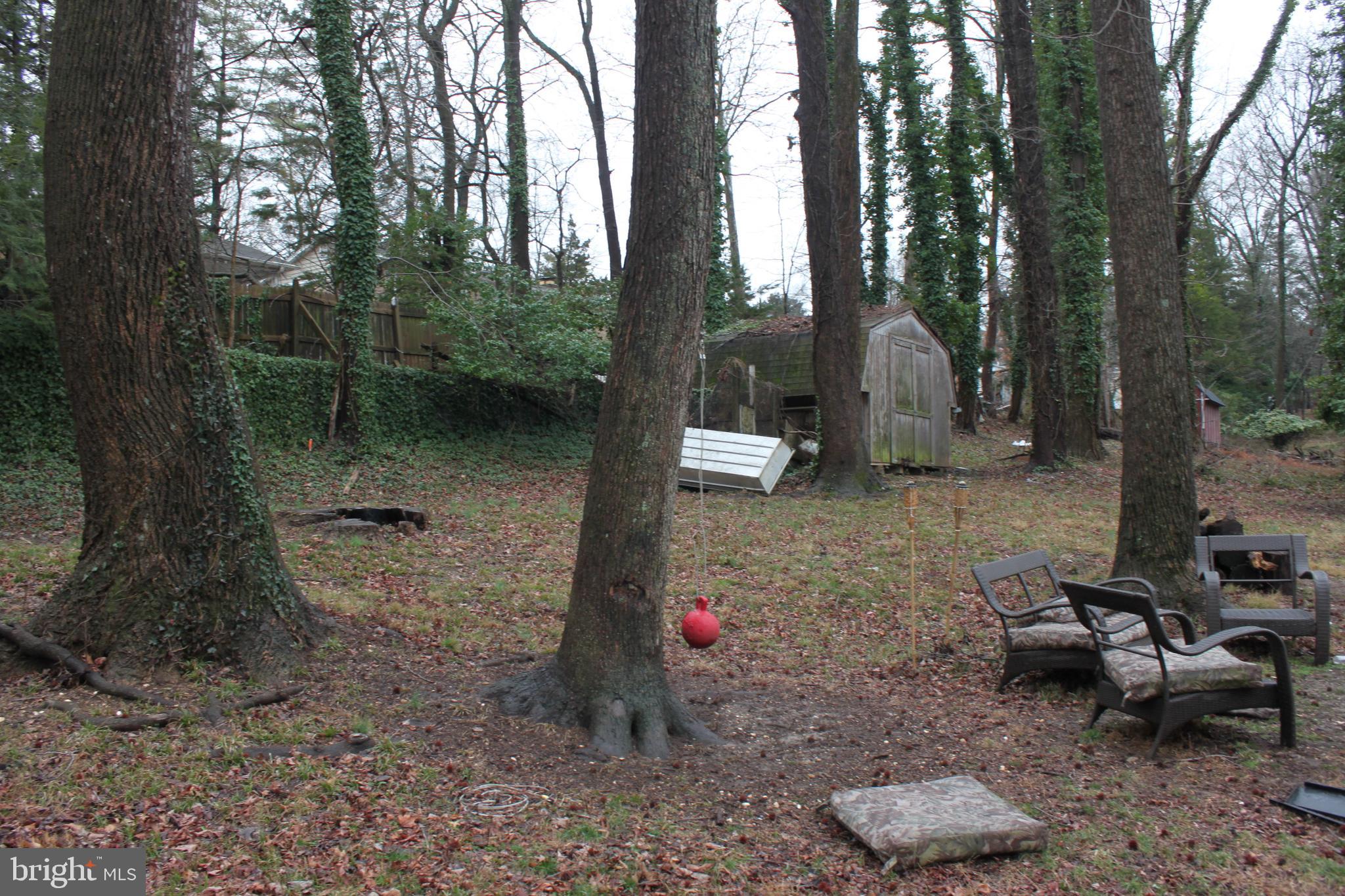 TEMPLE HILLS - Residential