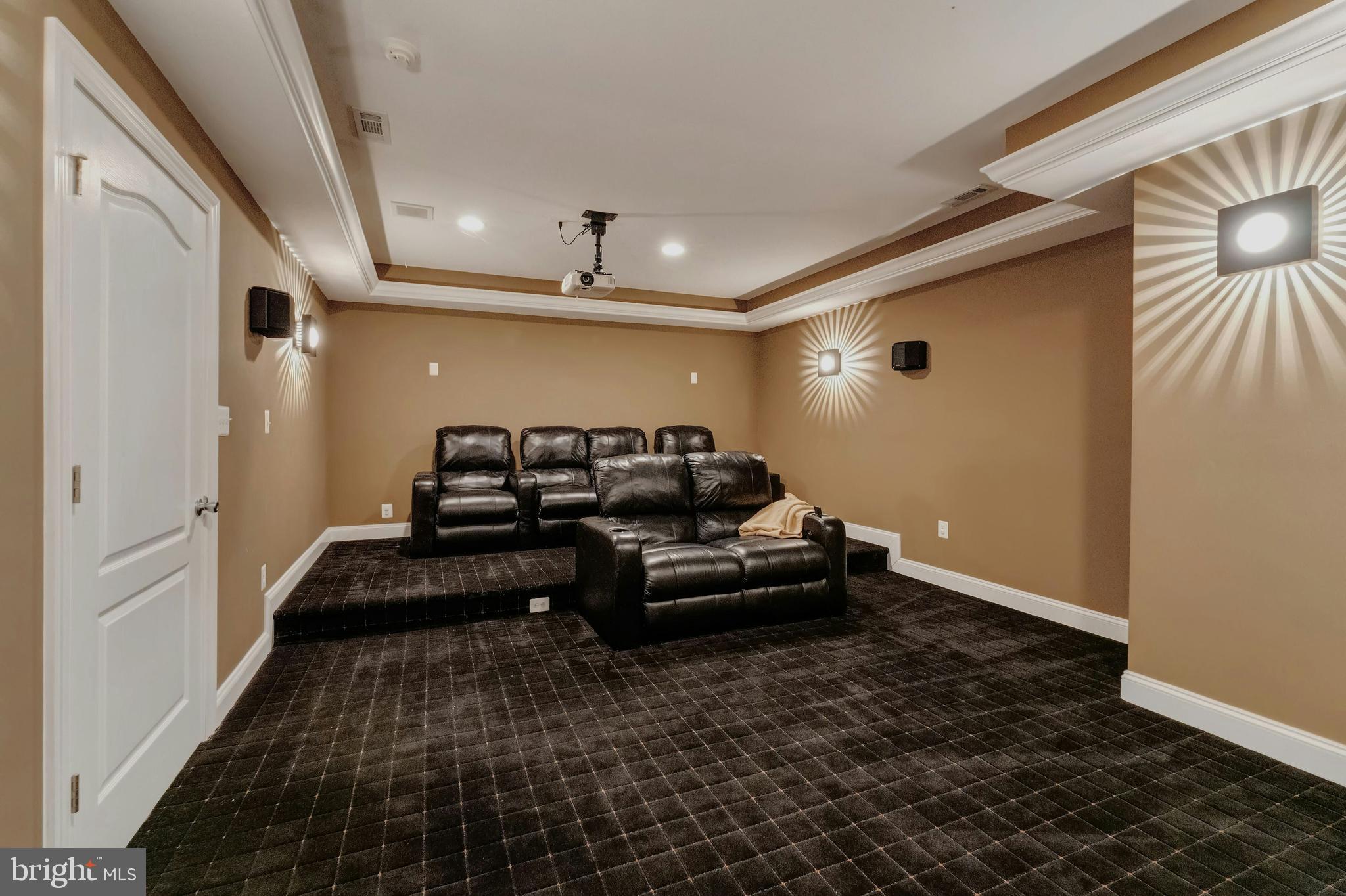 BELMONT COUNTRY CLUB - Residential