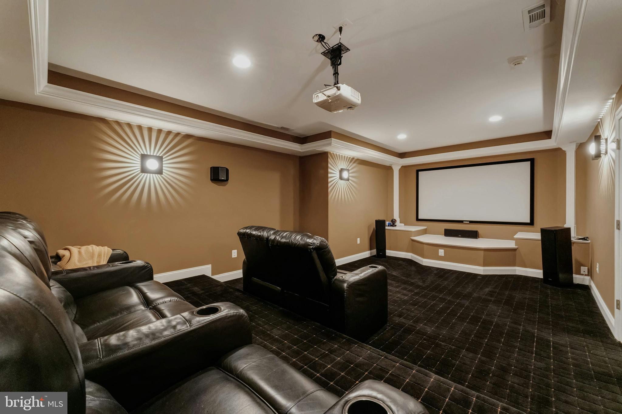 BELMONT COUNTRY CLUB - Residential