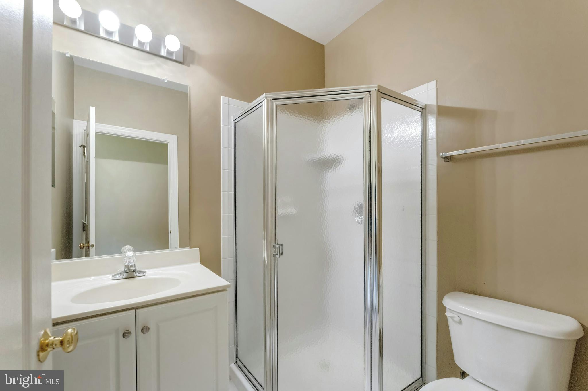 BELMONT COUNTRY CLUB - Residential