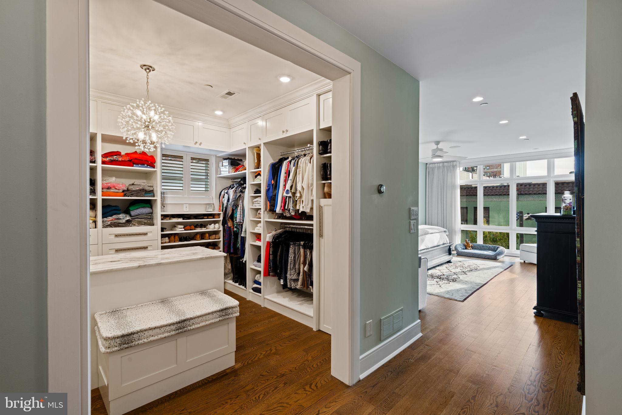 RITTENHOUSE SQUARE - Residential