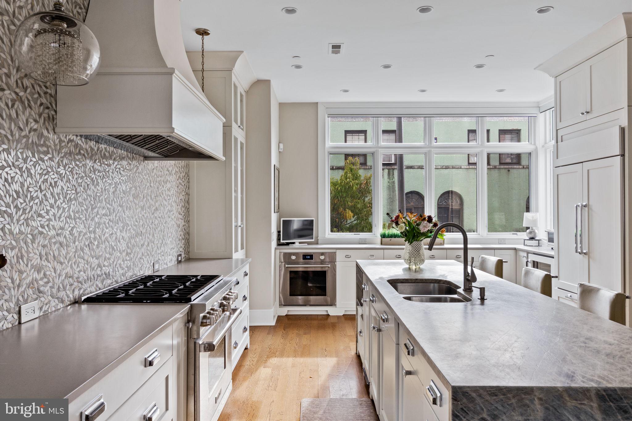 RITTENHOUSE SQUARE - Residential