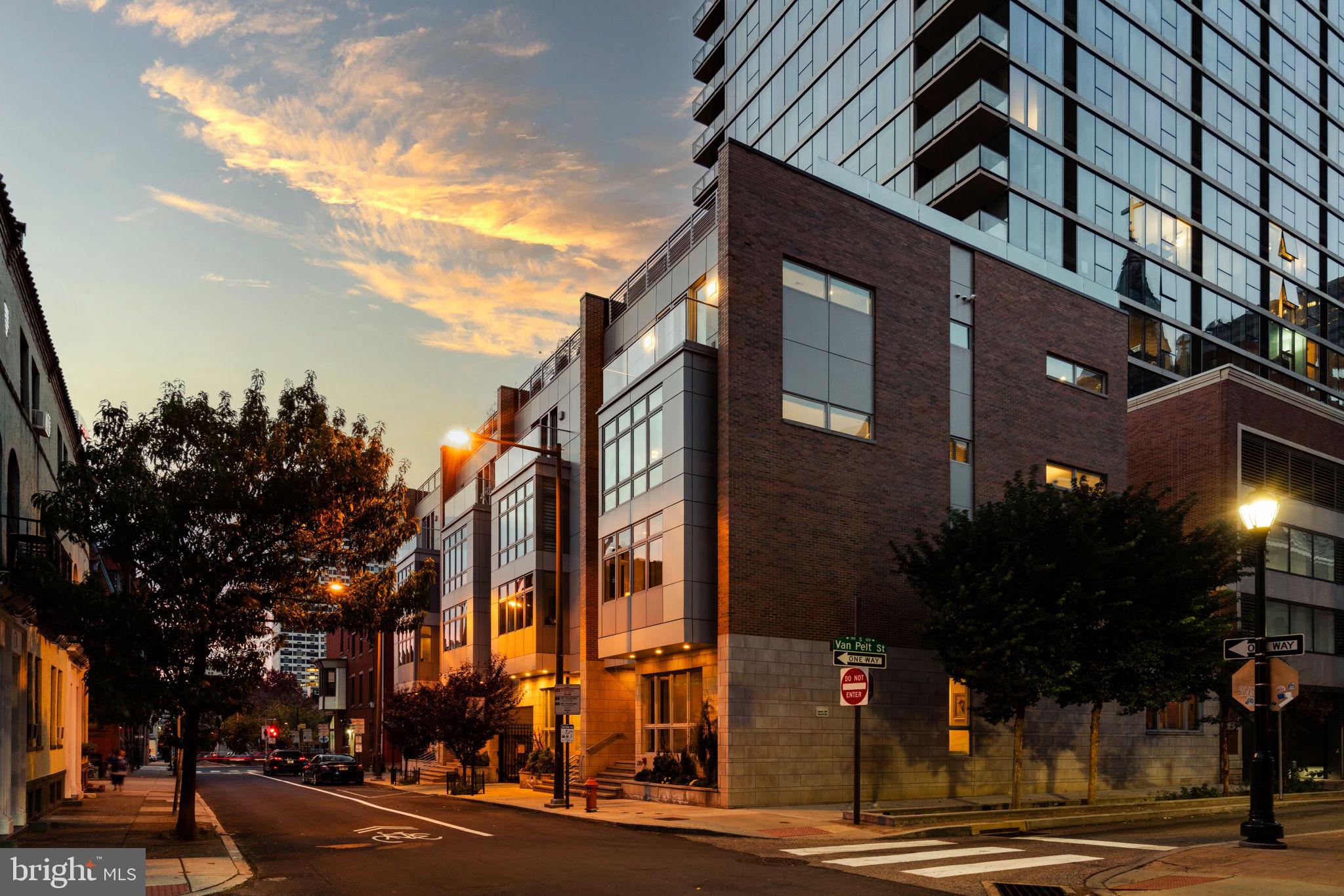 RITTENHOUSE SQUARE - Residential