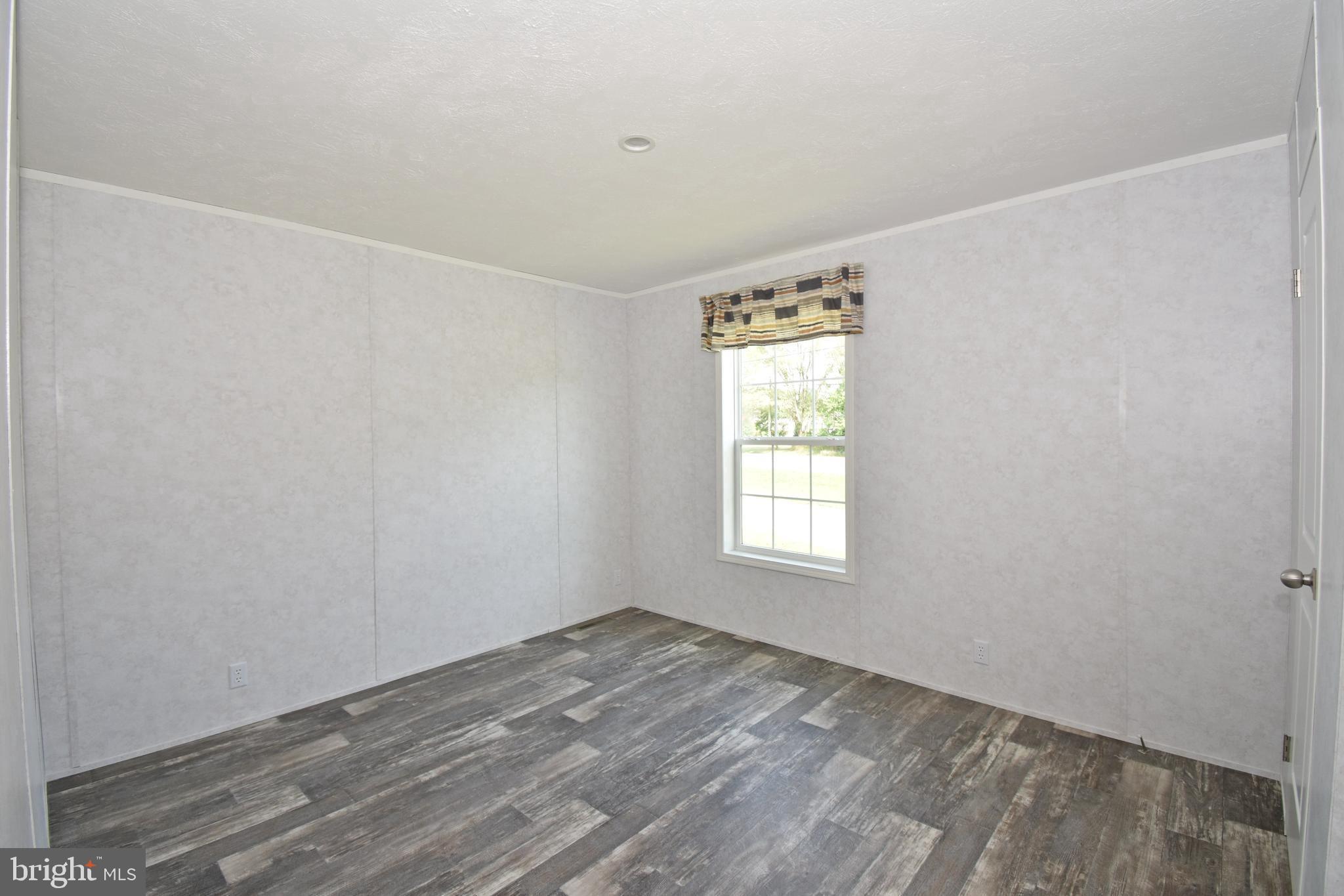 WESTSIDE MHP - Residential