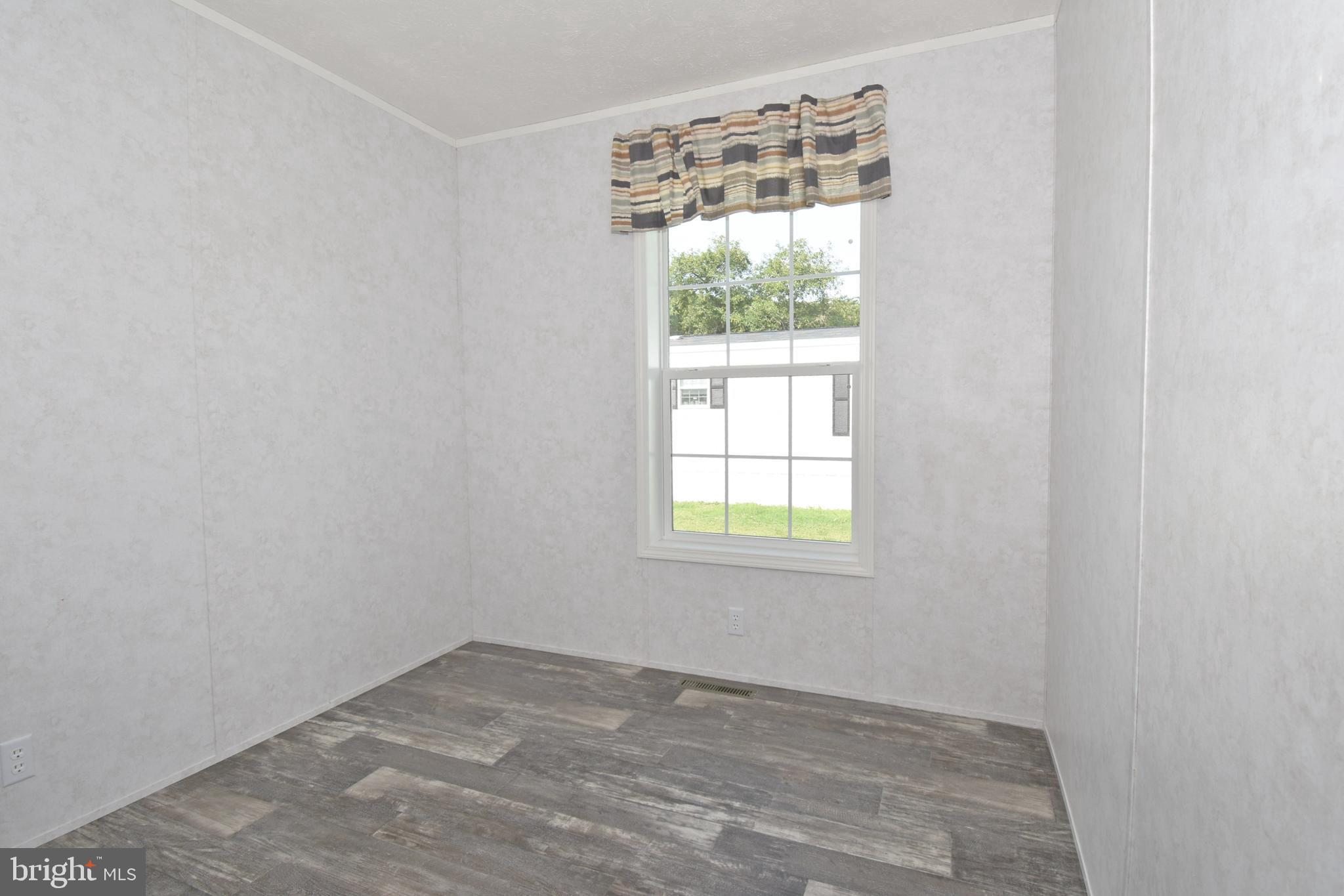 WESTSIDE MHP - Residential