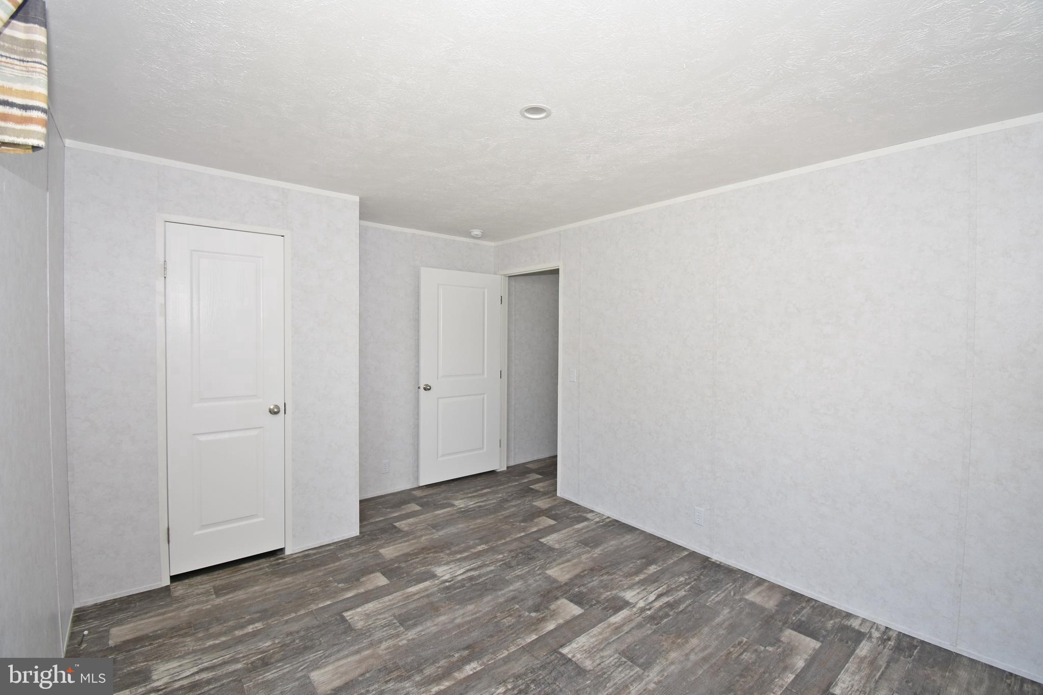 WESTSIDE MHP - Residential