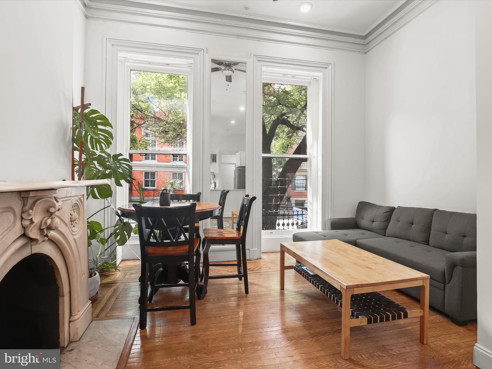 14 E READ STREET