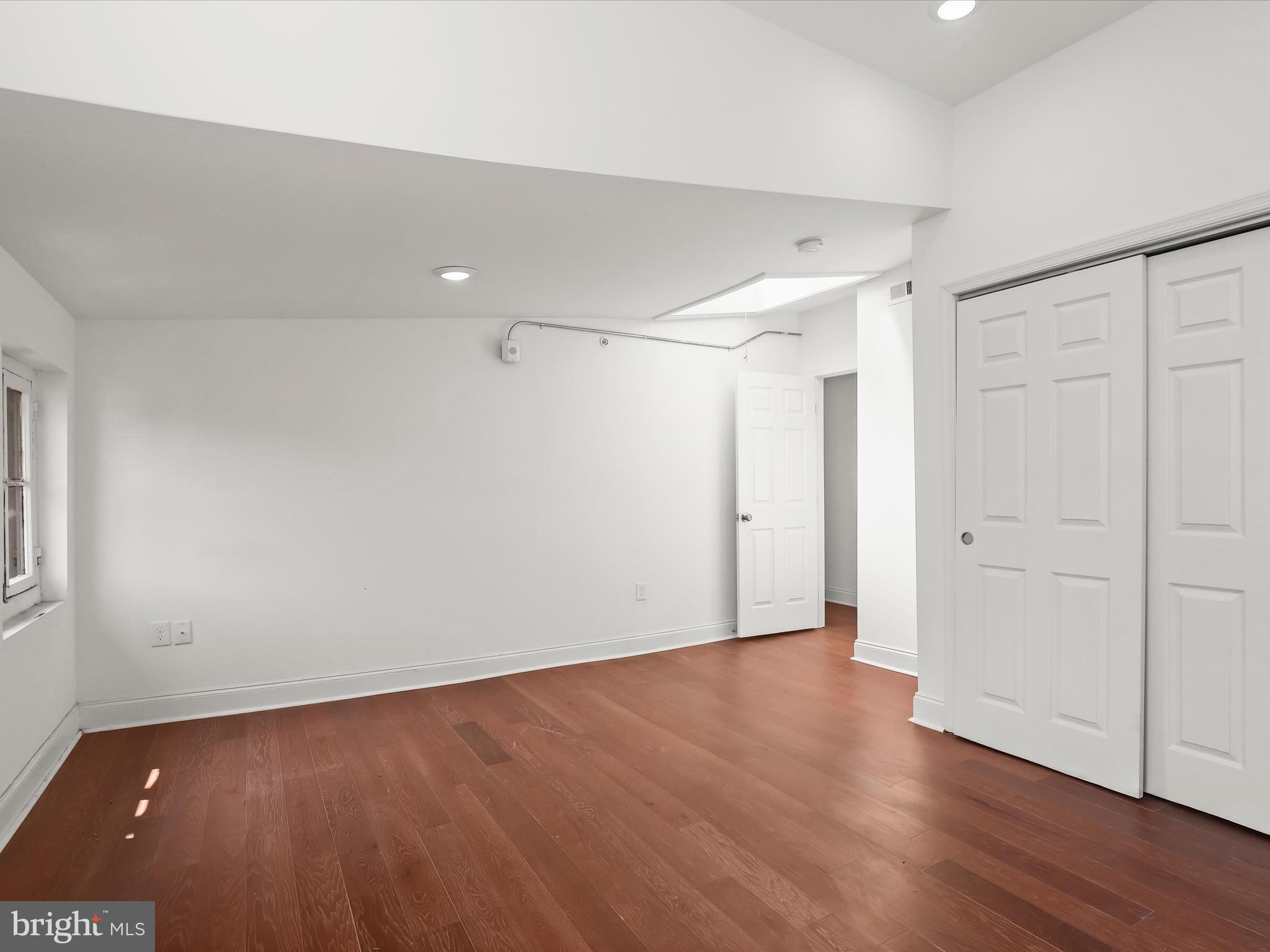 MOUNT VERNON PLACE HISTORIC DISTRICT - Commercial Sale