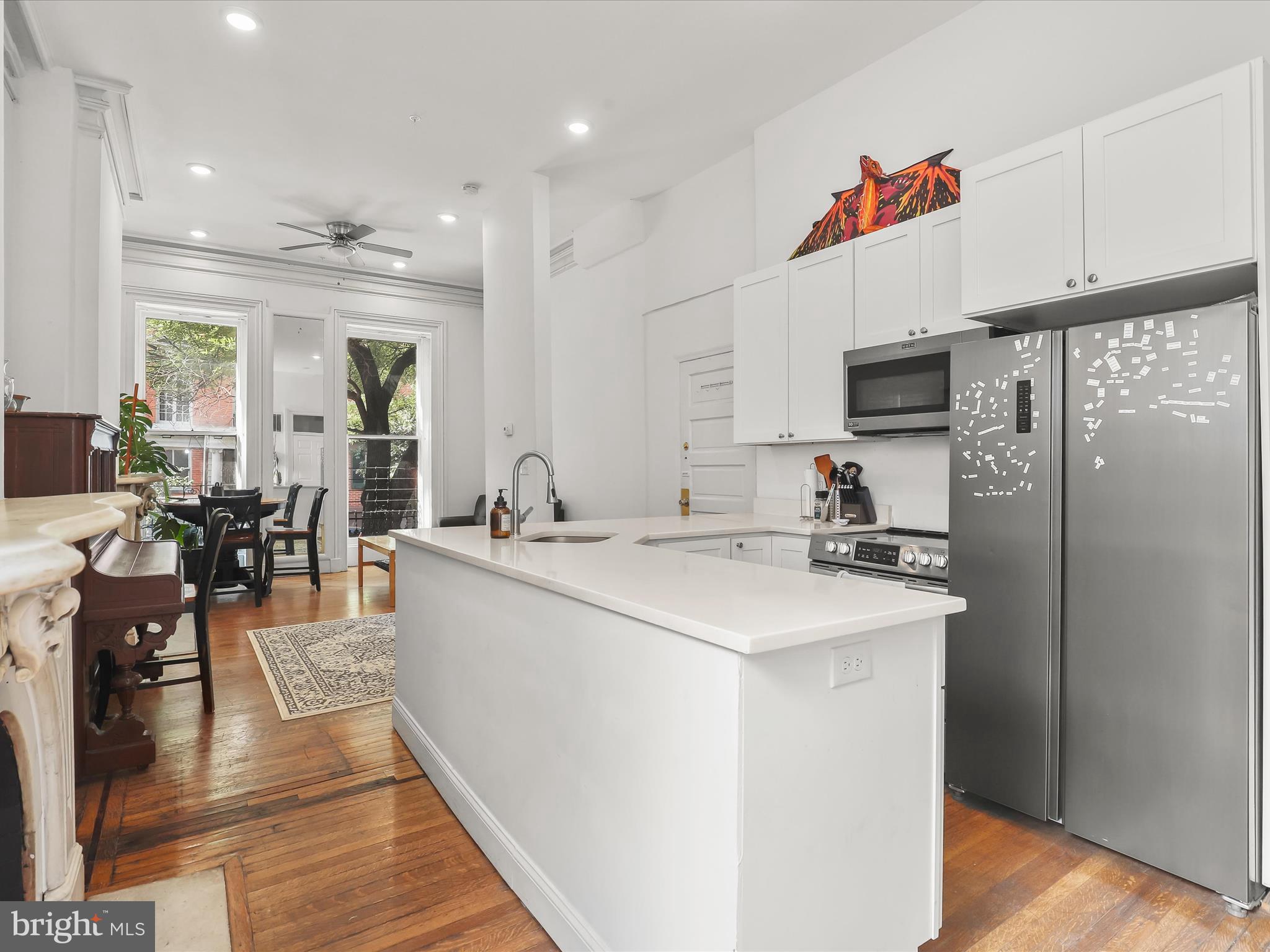 MOUNT VERNON PLACE HISTORIC DISTRICT - Commercial Sale