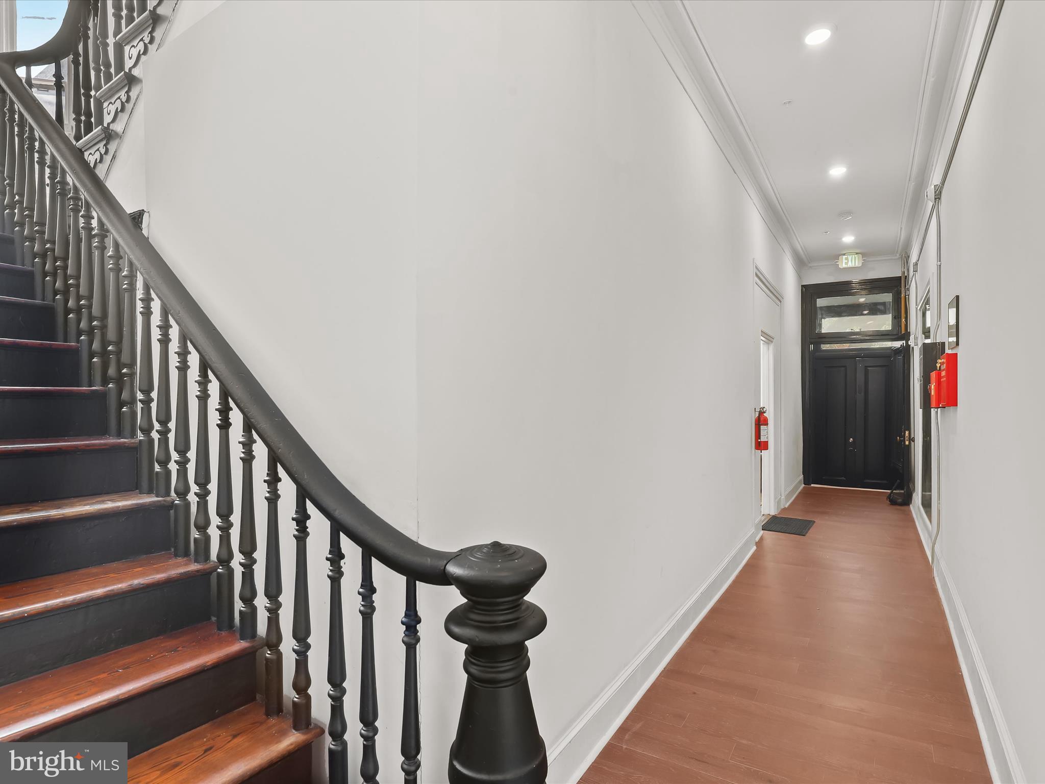 MOUNT VERNON PLACE HISTORIC DISTRICT - Commercial Sale