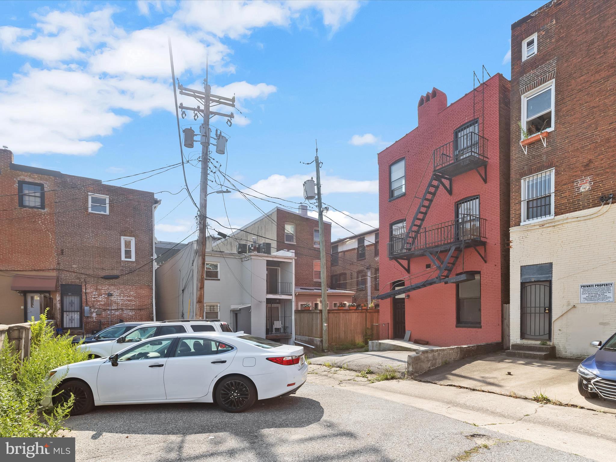 MOUNT VERNON PLACE HISTORIC DISTRICT - Commercial Sale