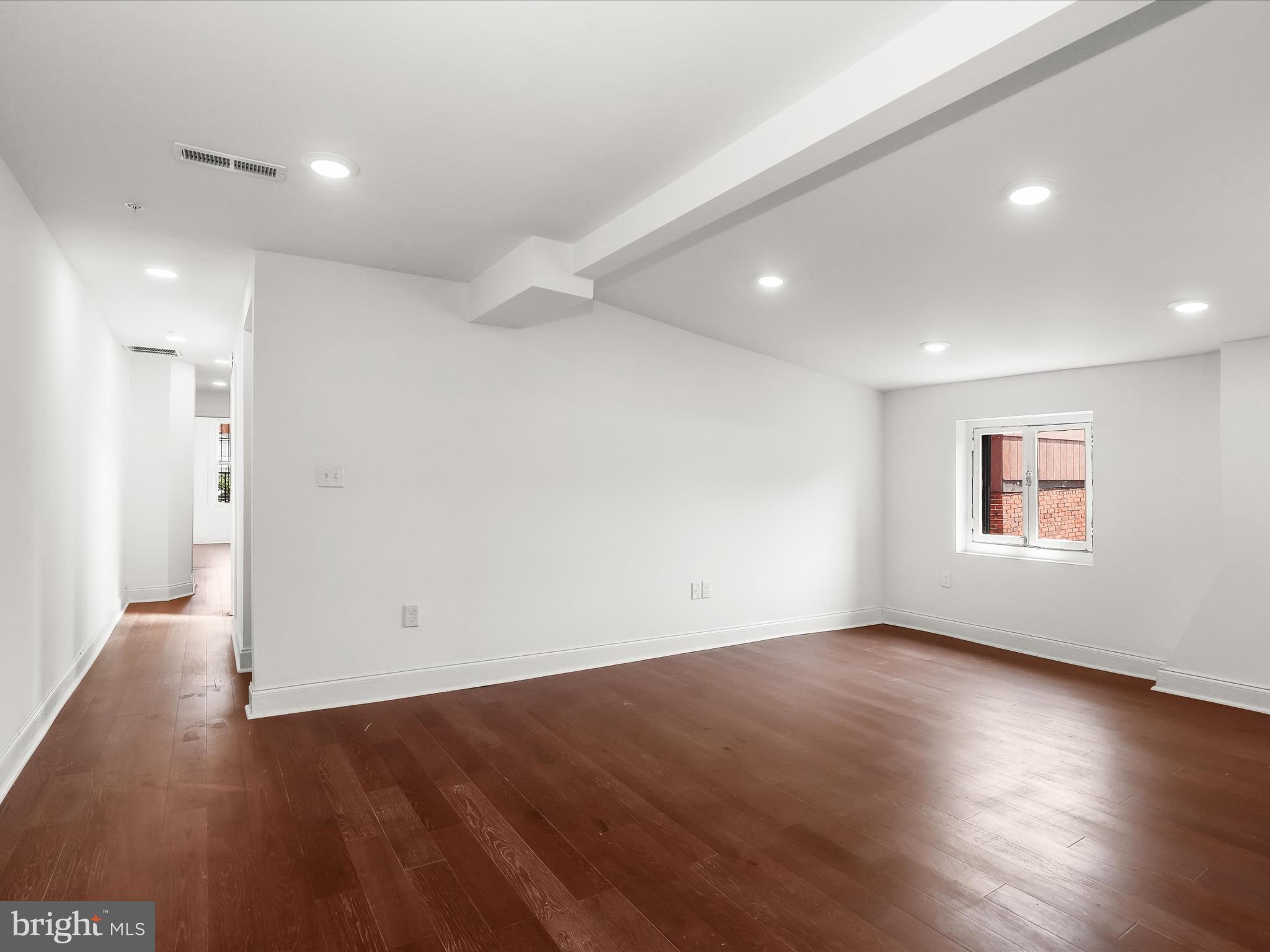 MOUNT VERNON PLACE HISTORIC DISTRICT - Commercial Sale