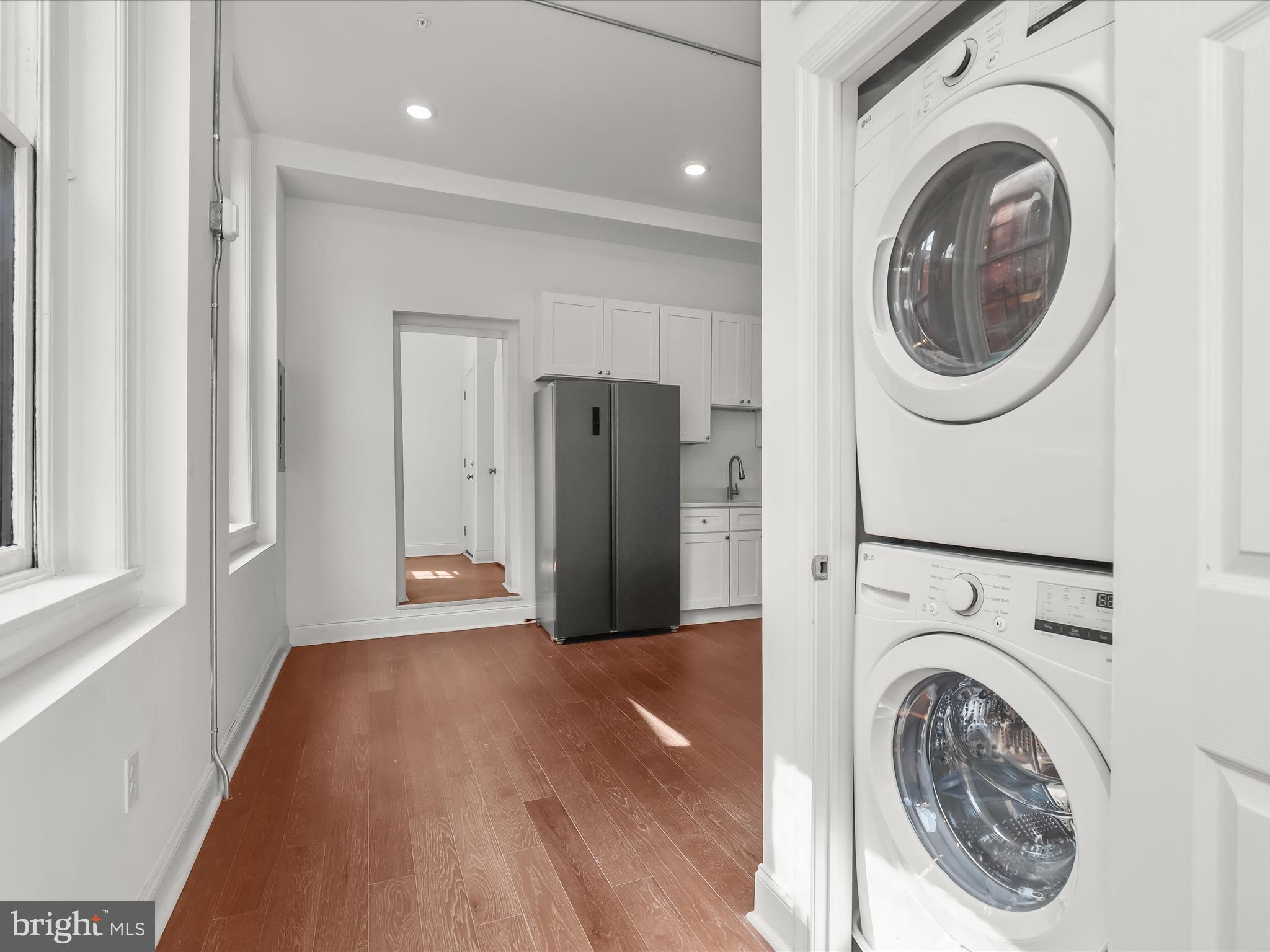 MOUNT VERNON PLACE HISTORIC DISTRICT - Commercial Sale