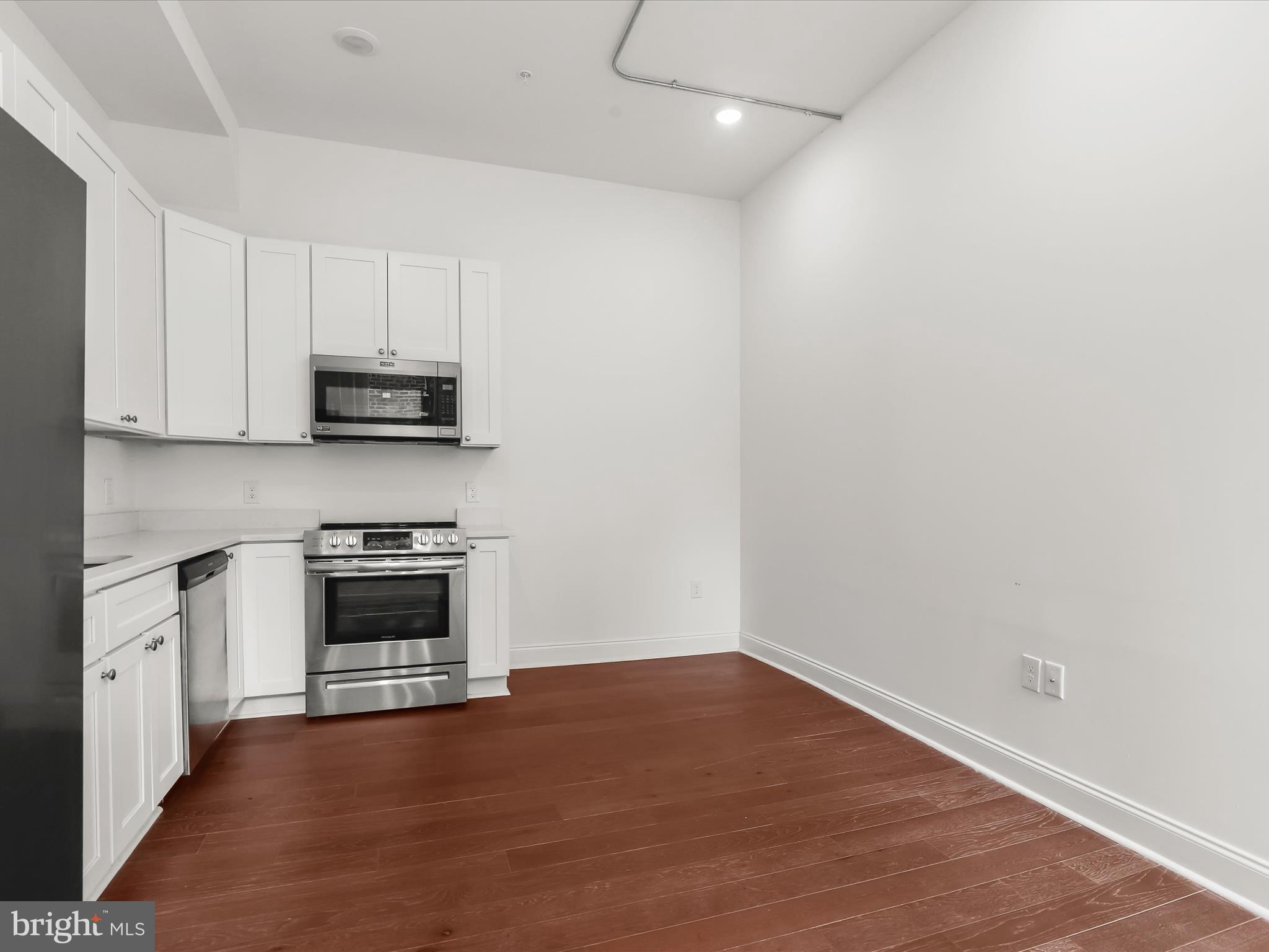 MOUNT VERNON PLACE HISTORIC DISTRICT - Commercial Sale