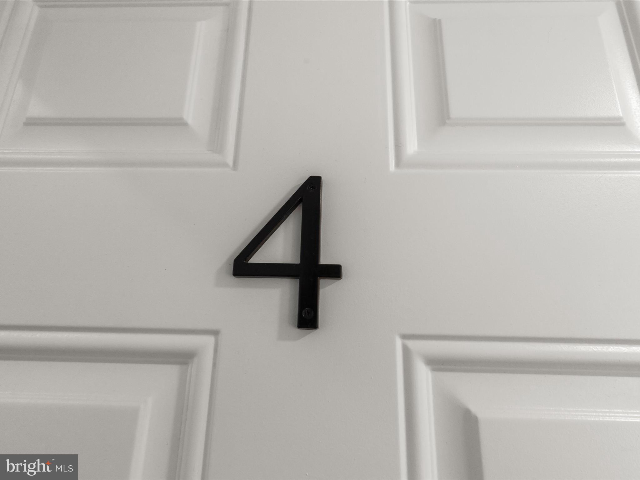 MOUNT VERNON PLACE HISTORIC DISTRICT - Commercial Sale