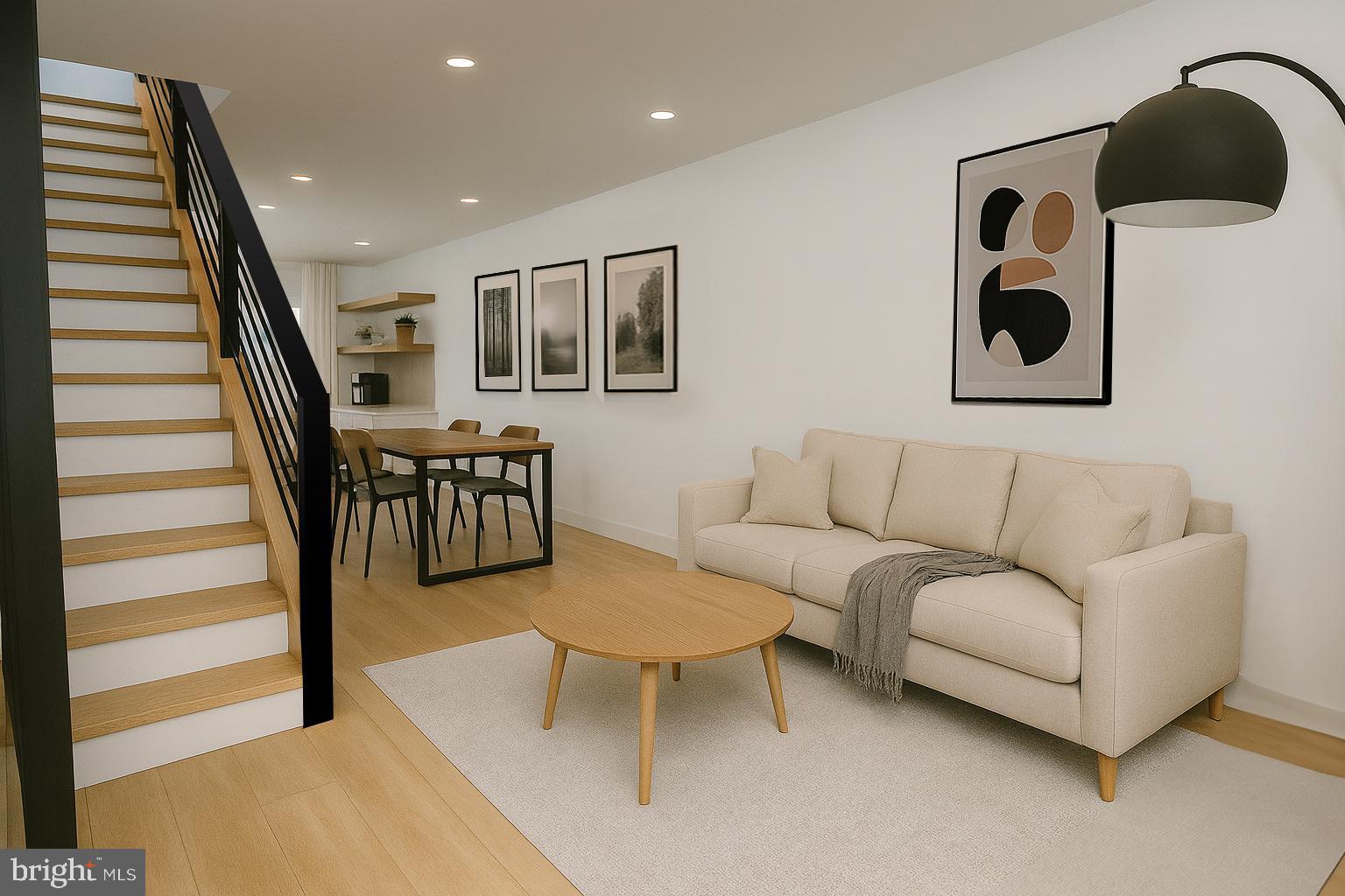 DICKENS SQ - Residential