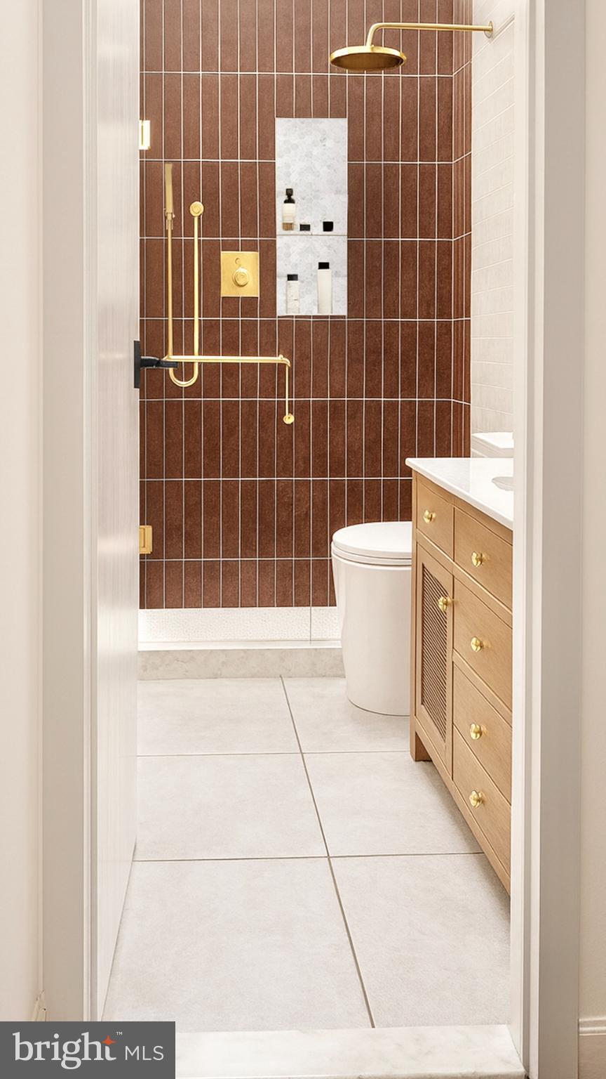 DICKENS SQ - Residential