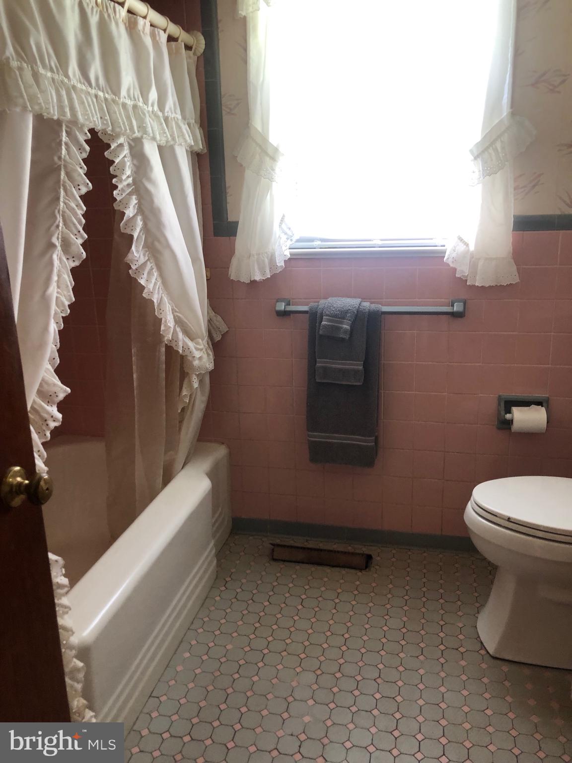 WEST END - Residential