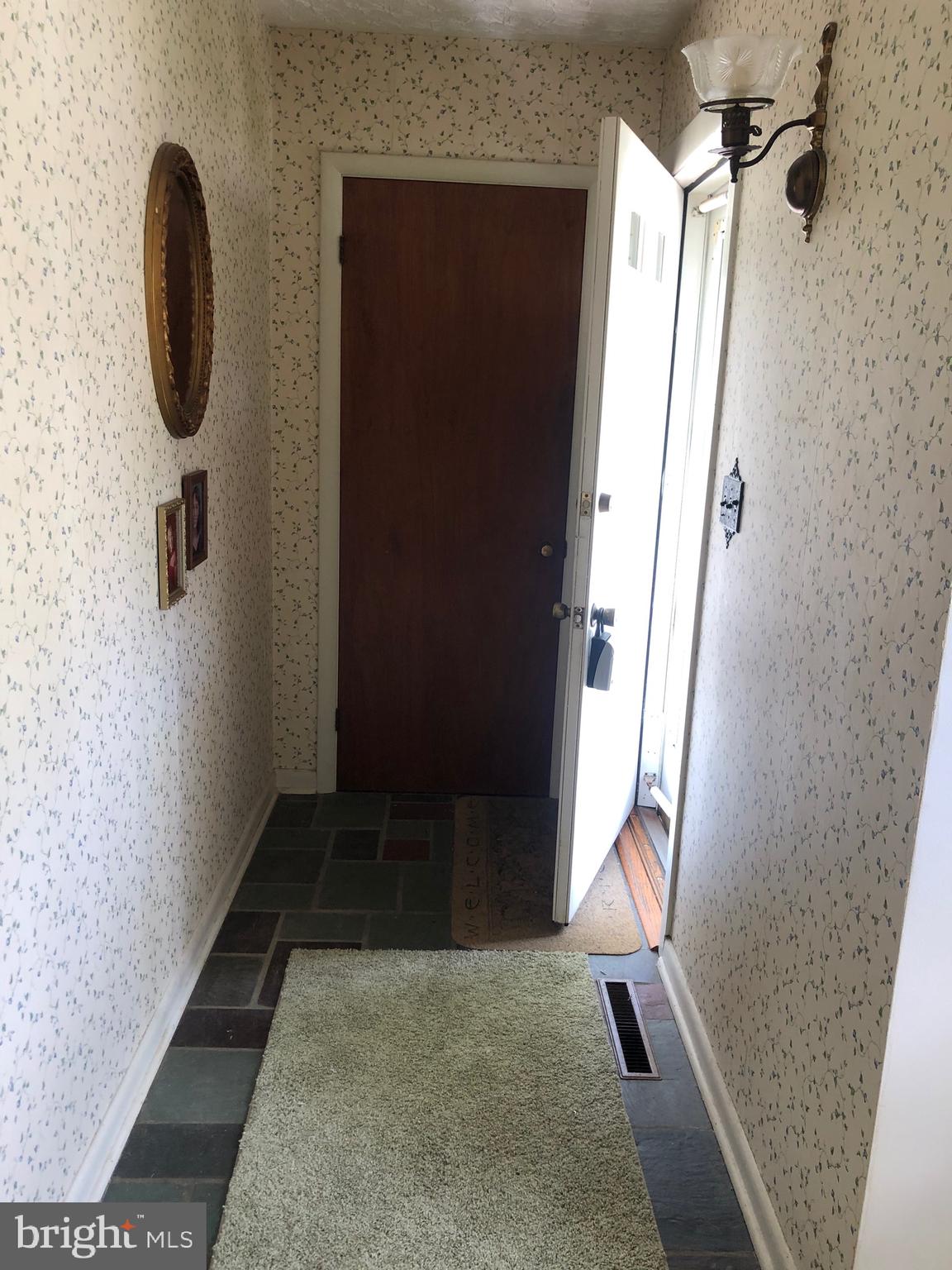 WEST END - Residential